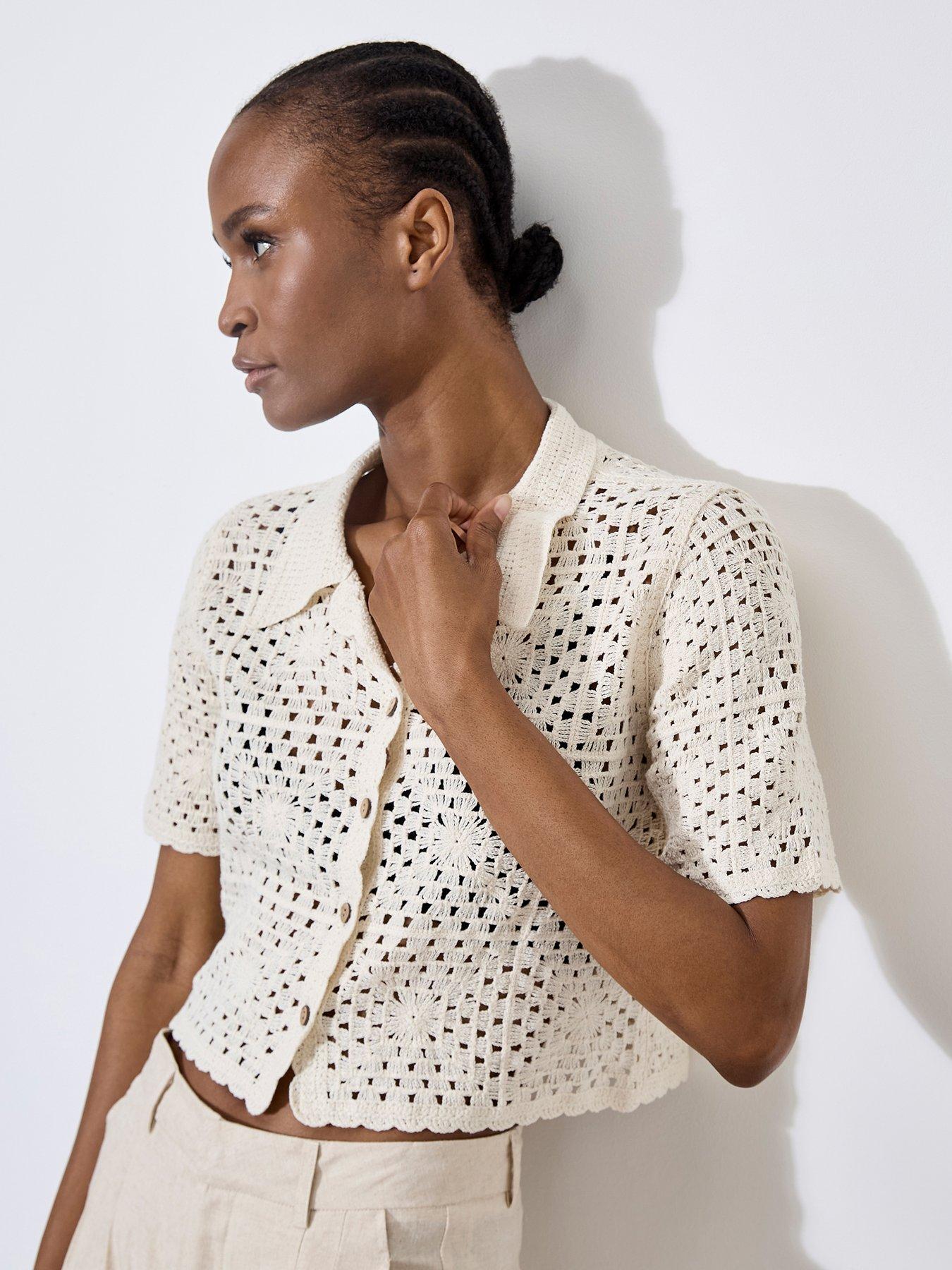 Apricot Crochet Collar Cropped Top - Cream