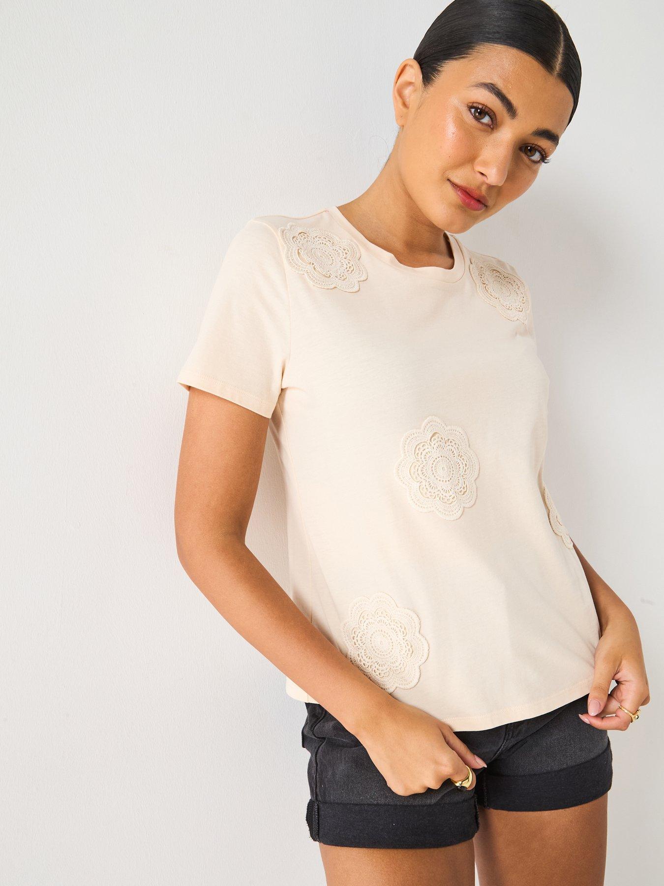 undefined Crochet flower Tshirt