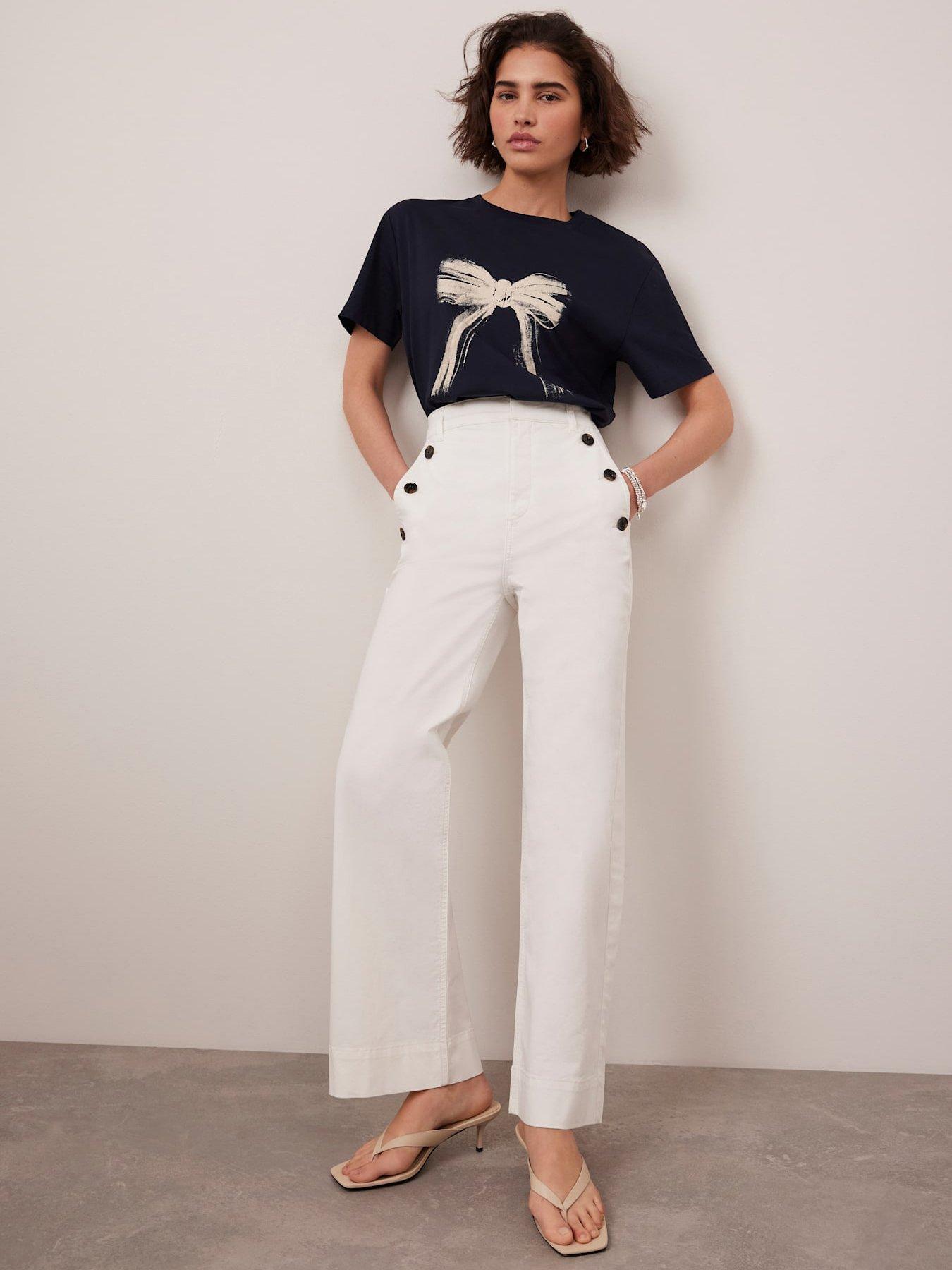 Cropped Button Detail Trousers in Grey