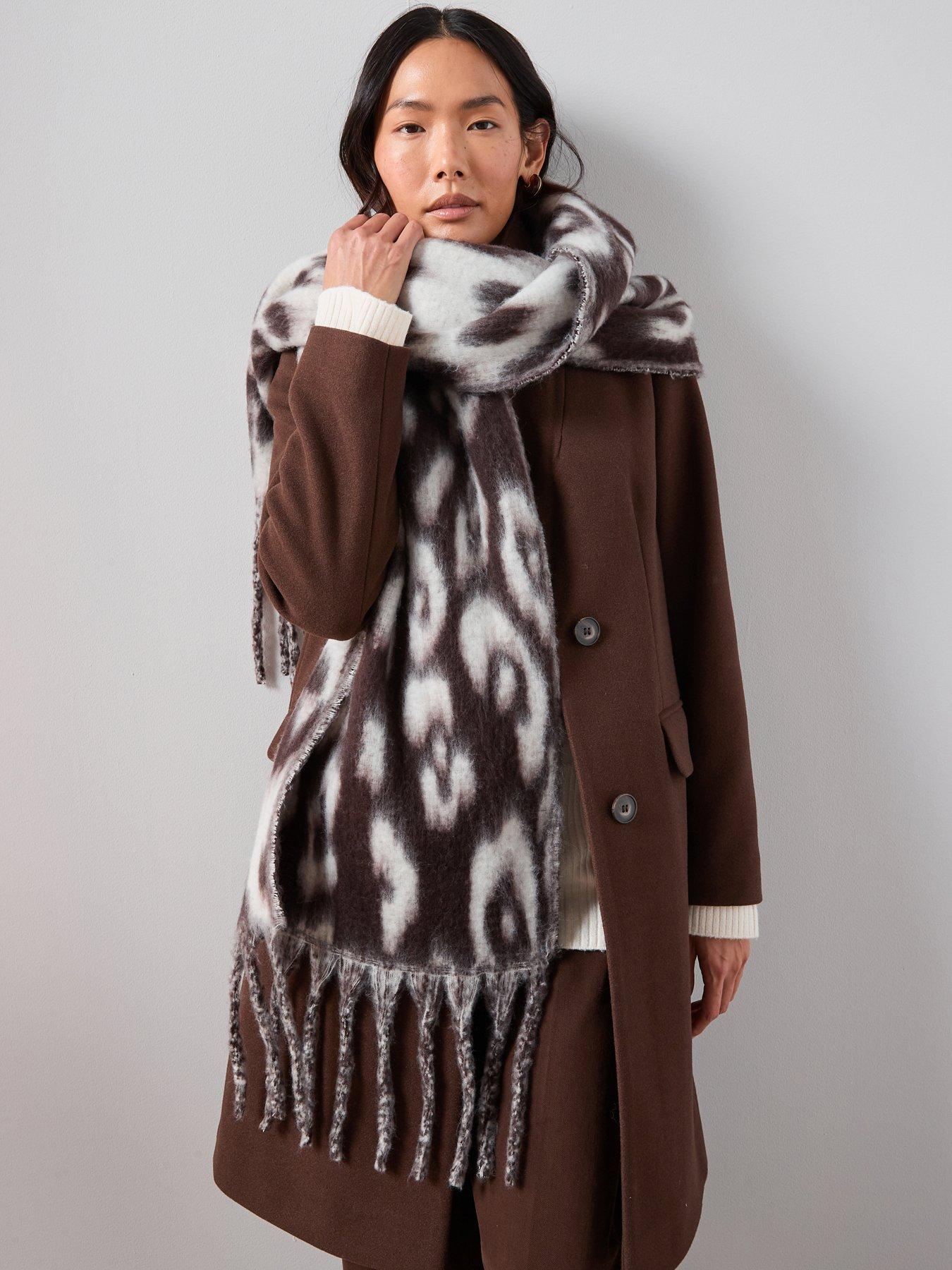 The Very Collection Brushed Leopard Tassel Scarf - Chocolate