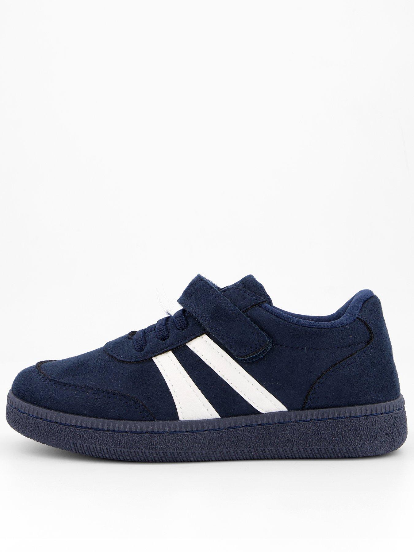 undefined Retro Trainer