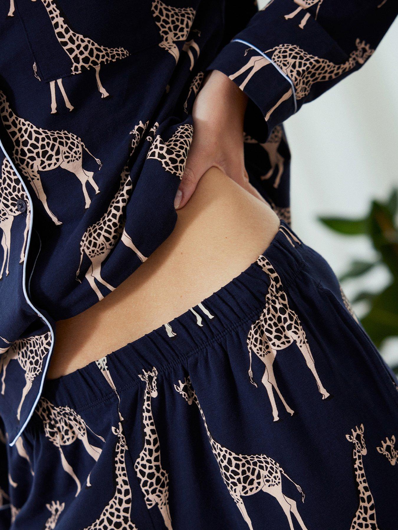 Image 5 of 5 of CHELSEA PEERS Button Up Long Set - Cotton