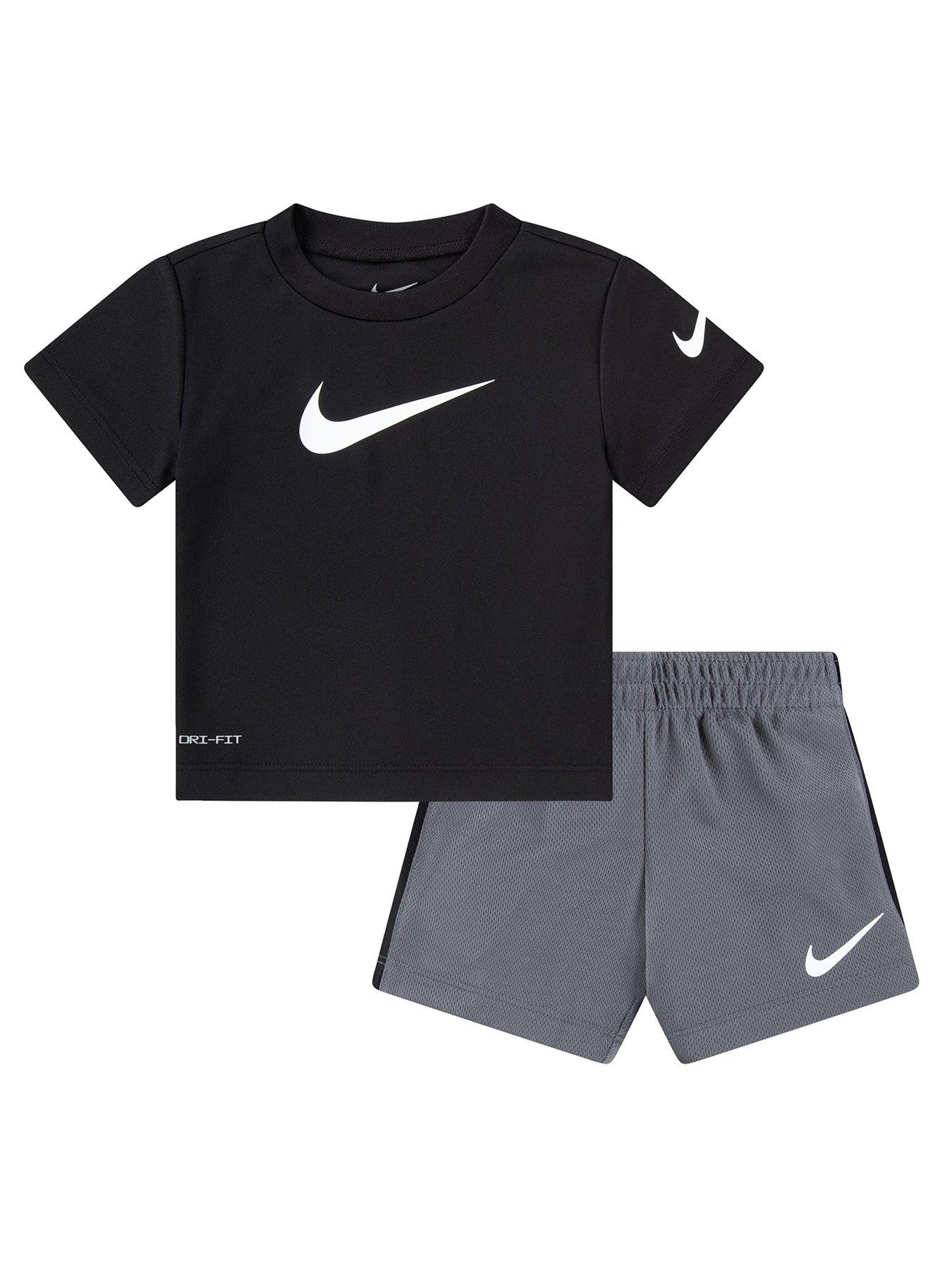 Nike Infant Boys Swoosh T-Shirt And Shorts Set - Grey