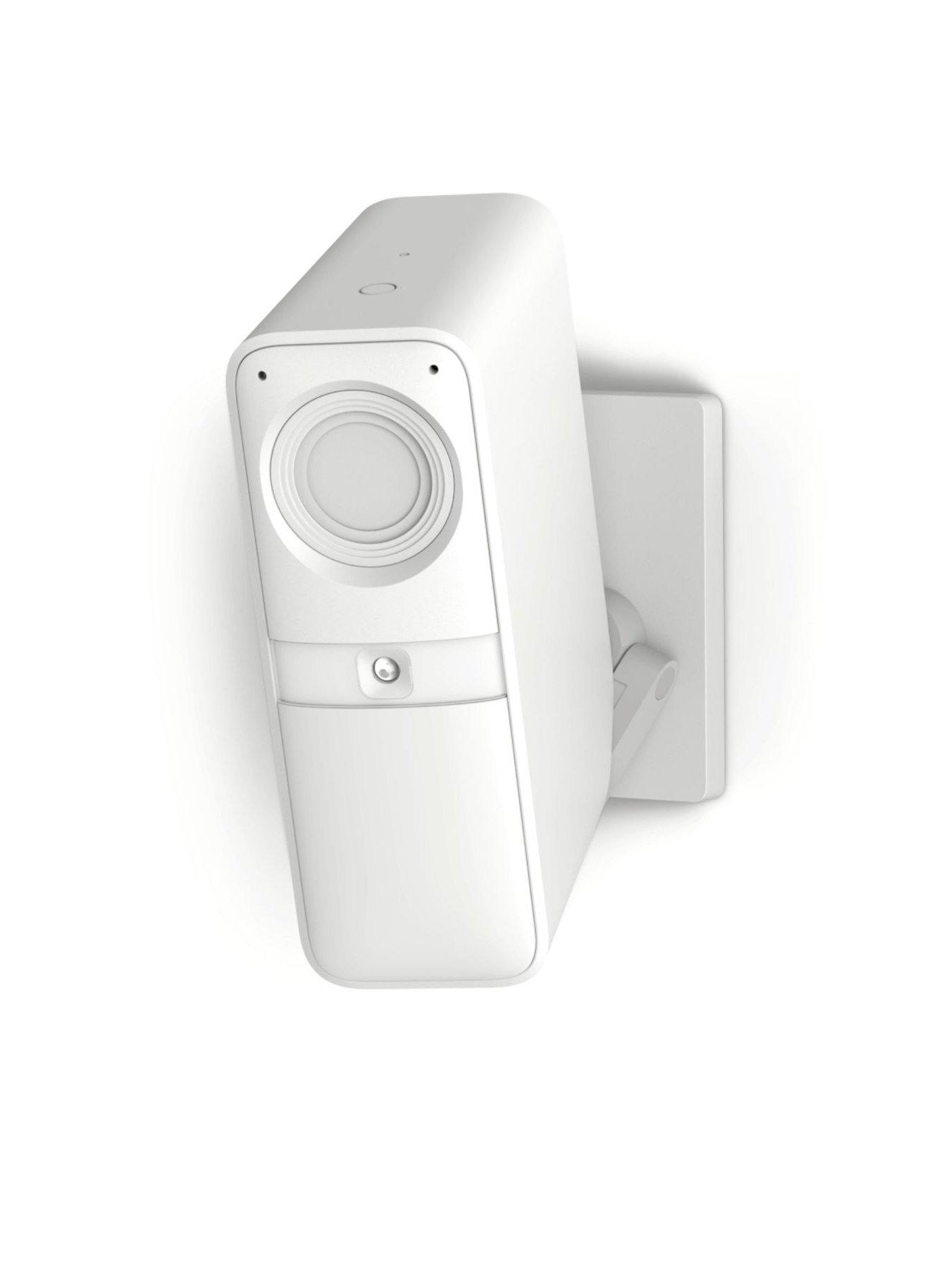 Image 5 of 6 of SimpliSafe Wireless Indoor Camera