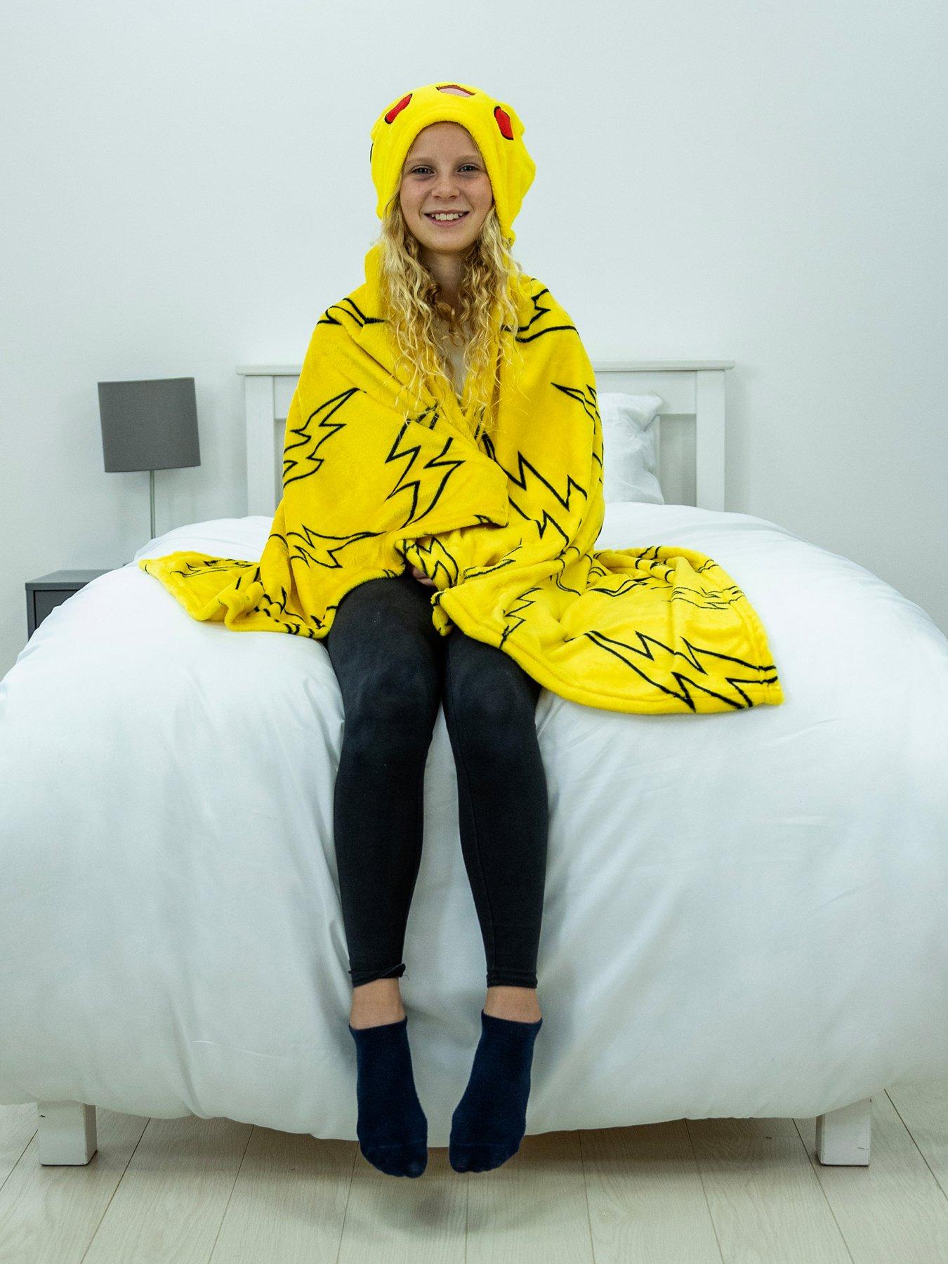 undefined Pikachu 3D Hooded Fleece Blanket