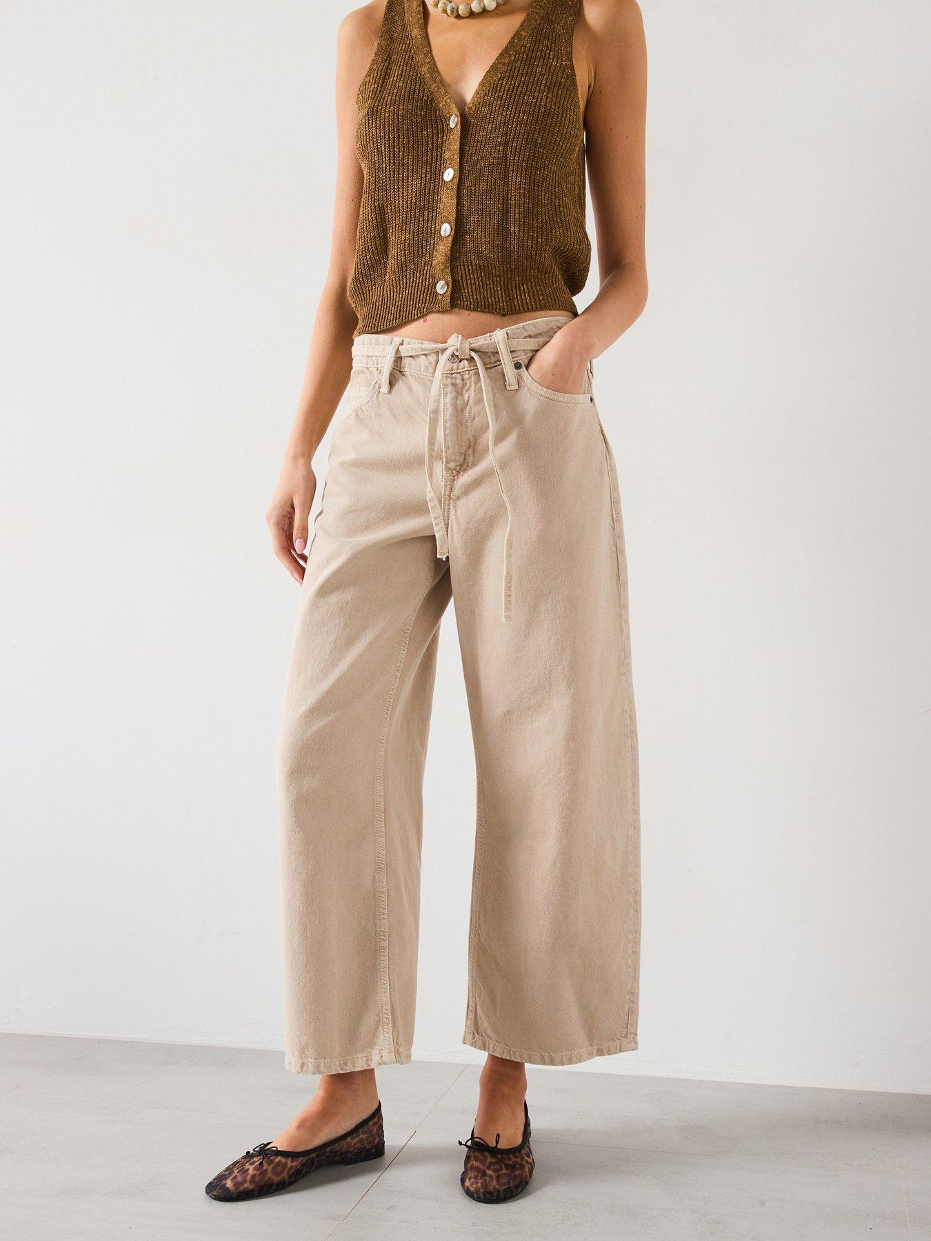 undefined Balloon Jeans With Belt - Beige