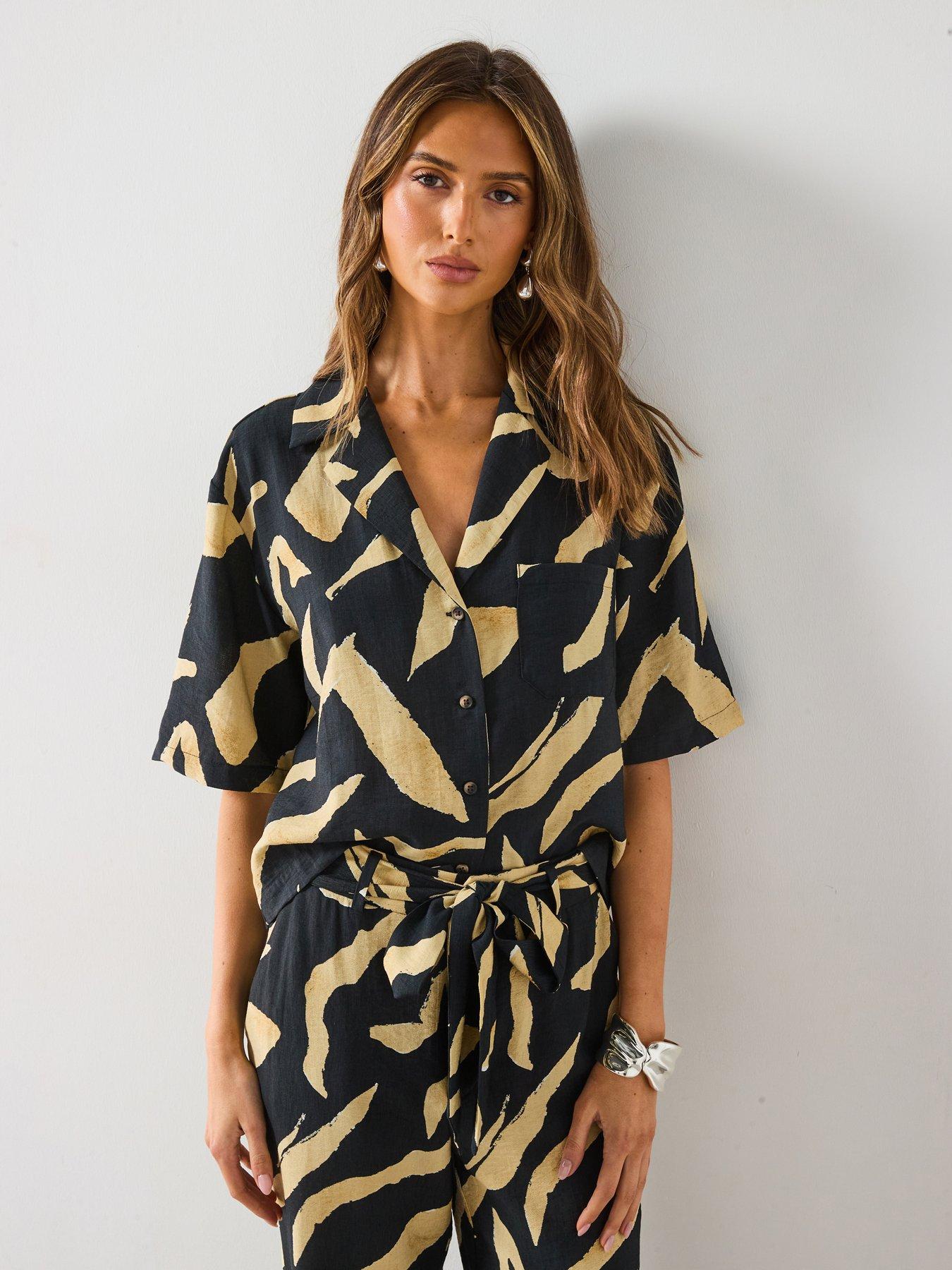 undefined Printed Short-Sleeved Shirt - Black