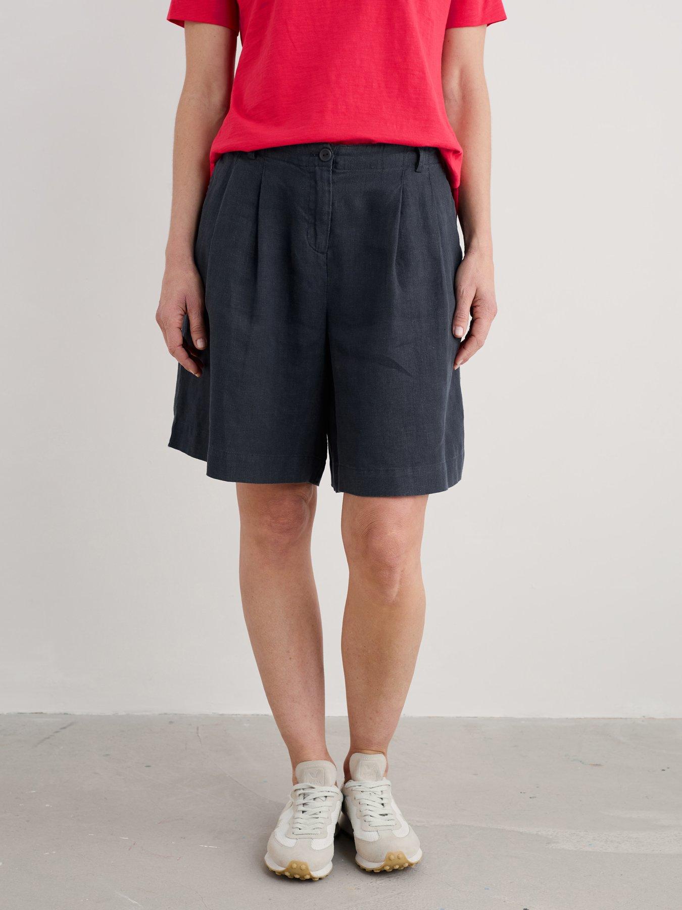 undefined Clover Bloom Shorts - Navy