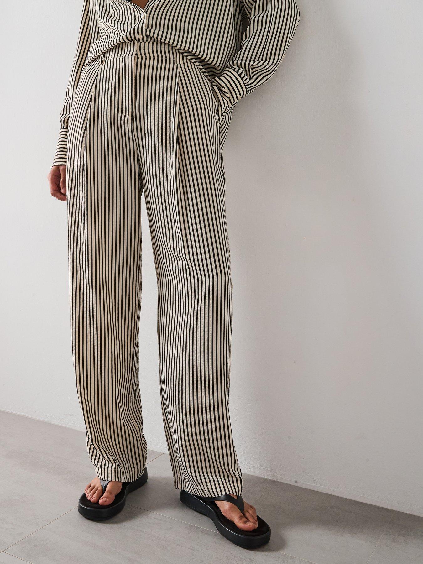 undefined Texture Striped Trousers - Cream