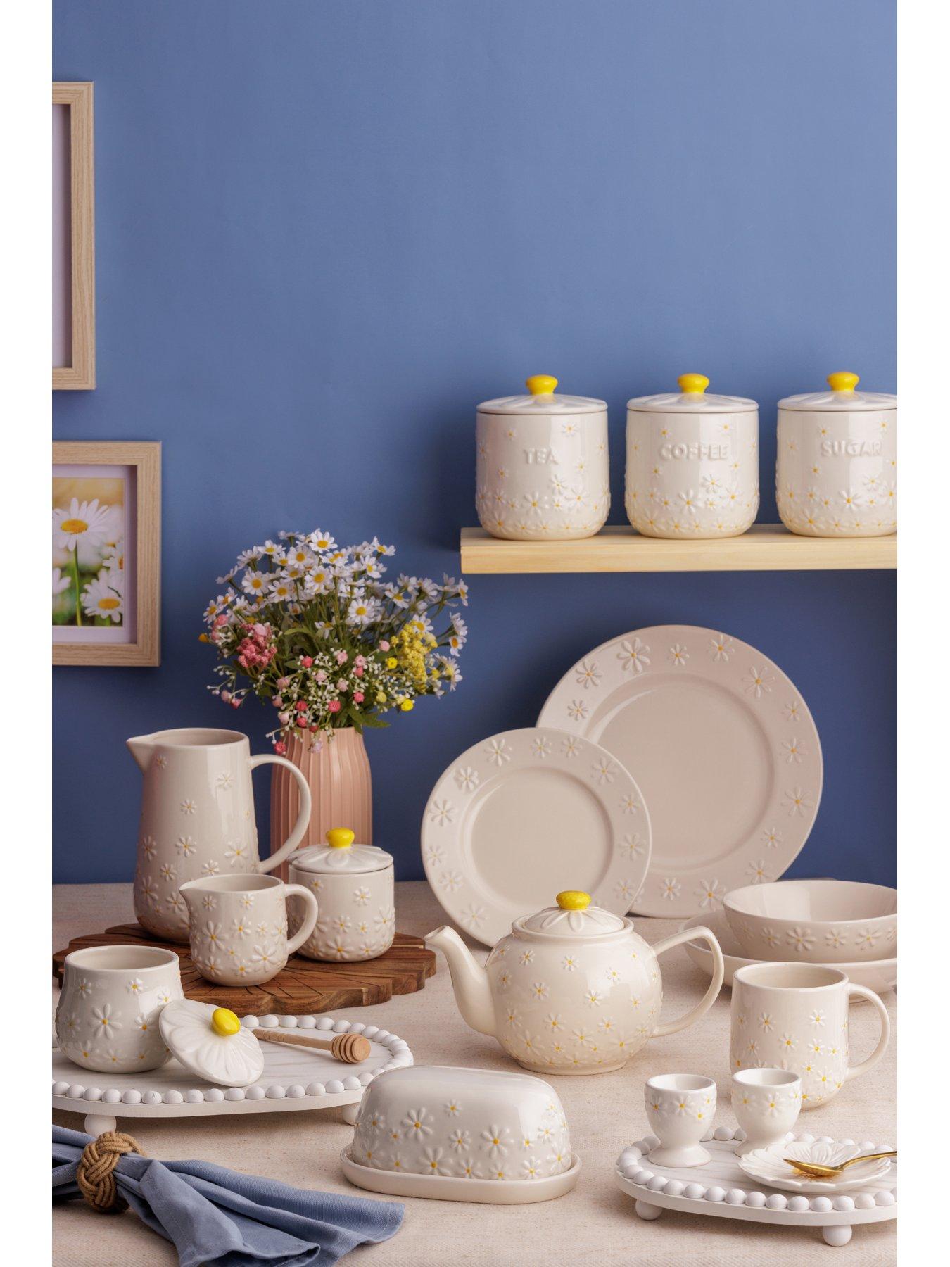 Image 3 of 5 of Price & Kensington Daisy Set of 4 Dinner Plates
