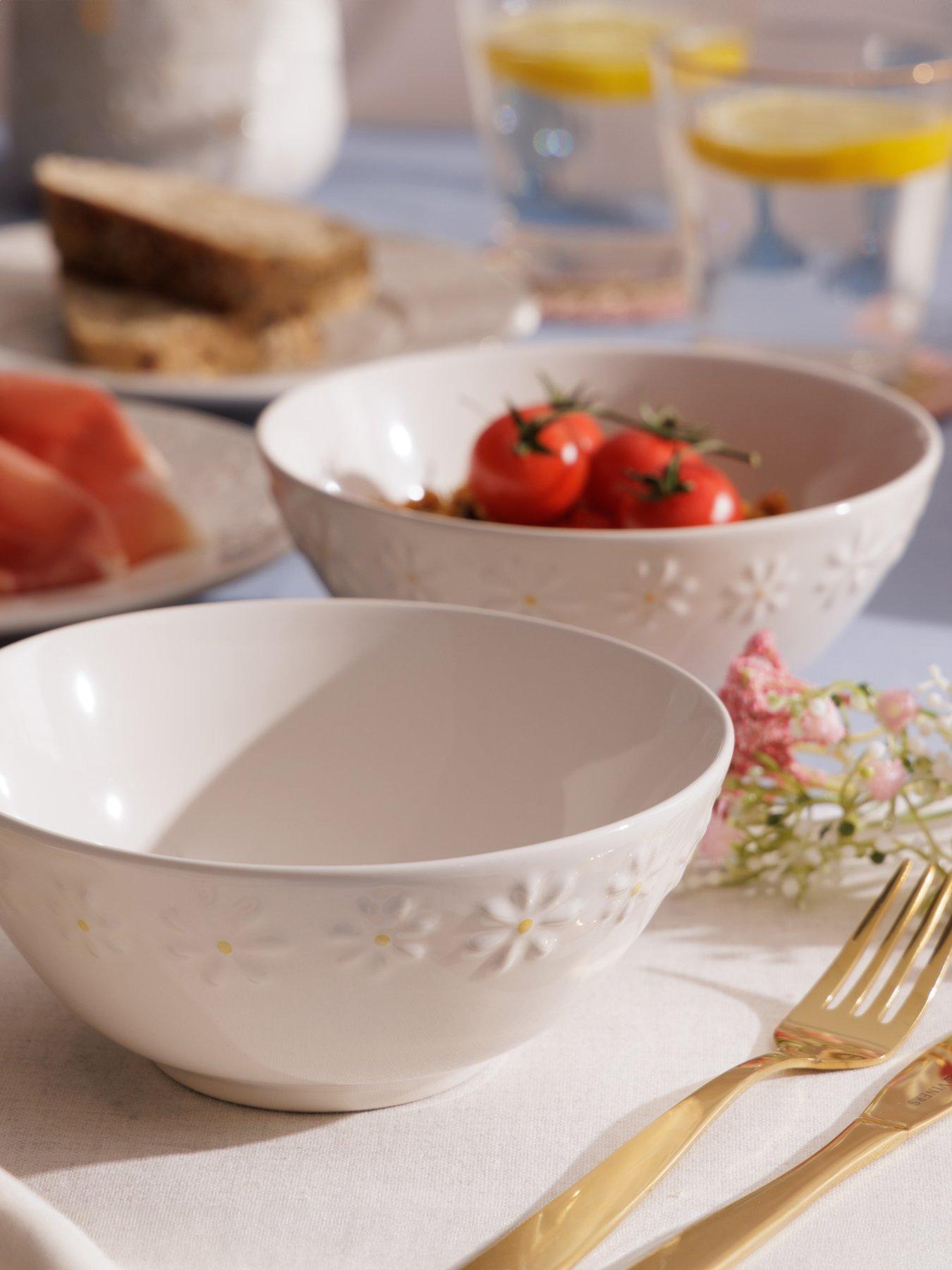 Image 1 of 4 of Price & Kensington Daisy Set of 4 Cereal Bowls