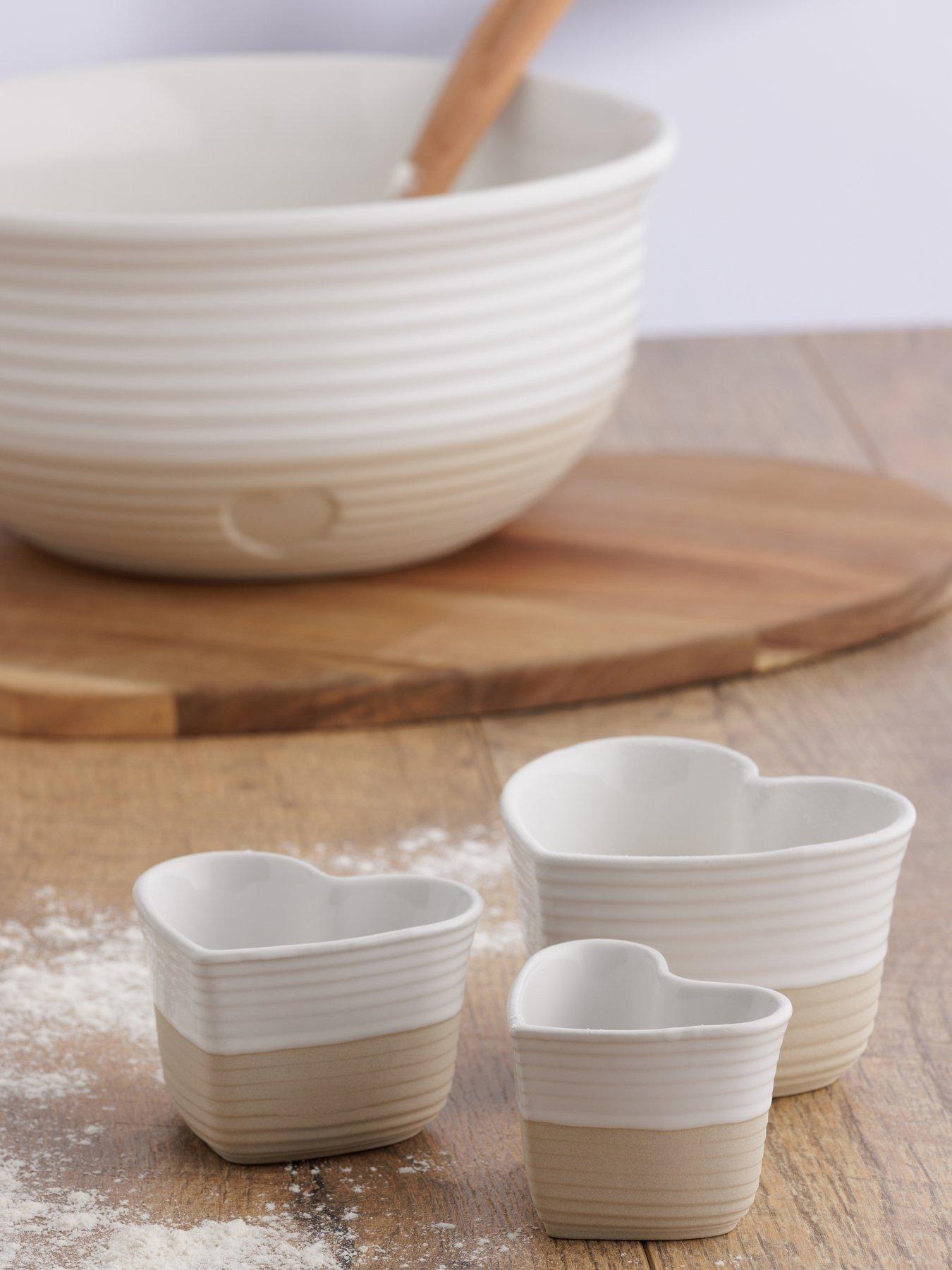 Image 1 of 4 of Mason Cash Rustic Charm Set of 3 Measuring Cups and Chopping Board
