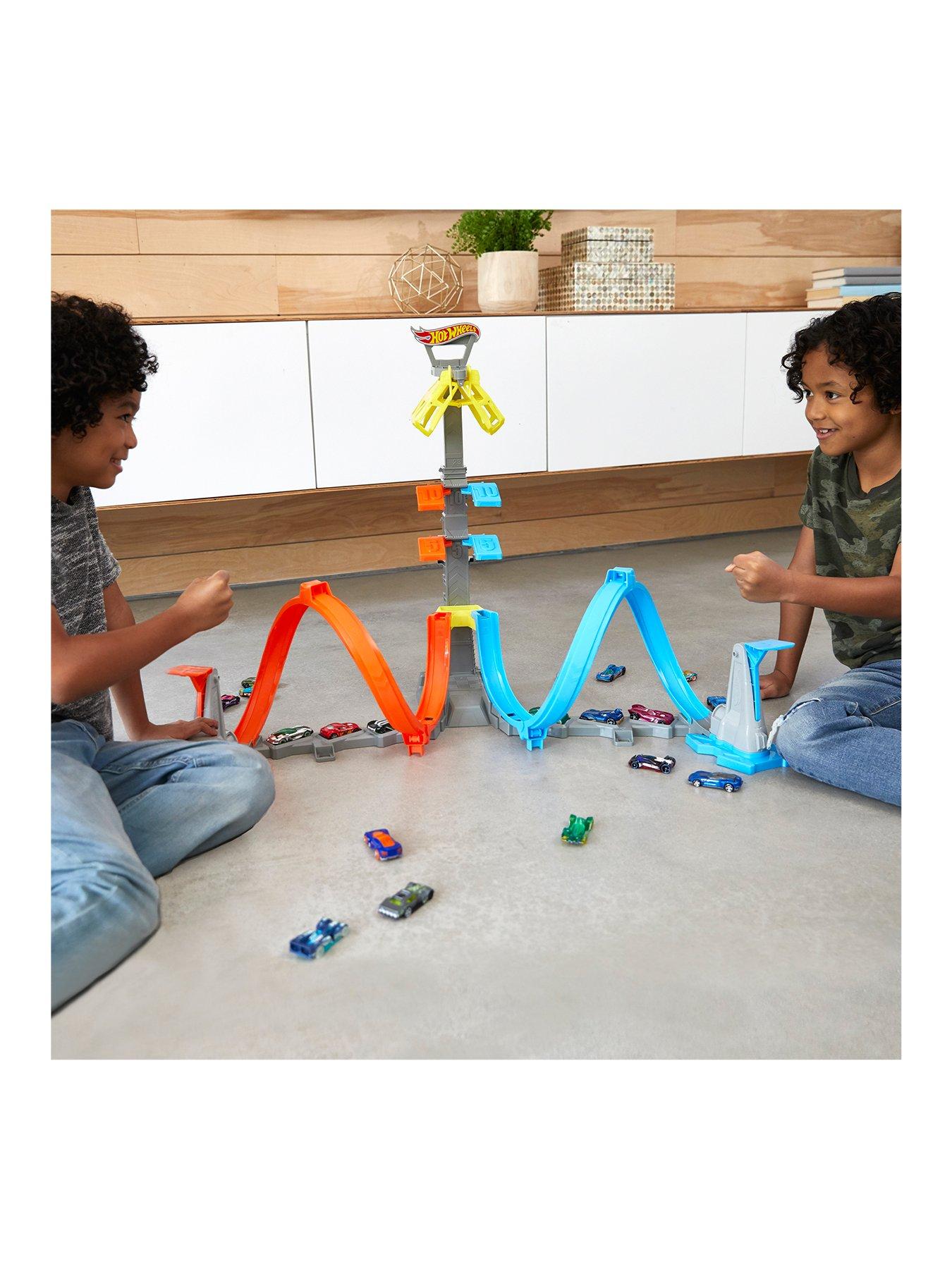 Image 2 of 6 of Hot Wheels Hot Wheels Loop &amp; Launch , track set