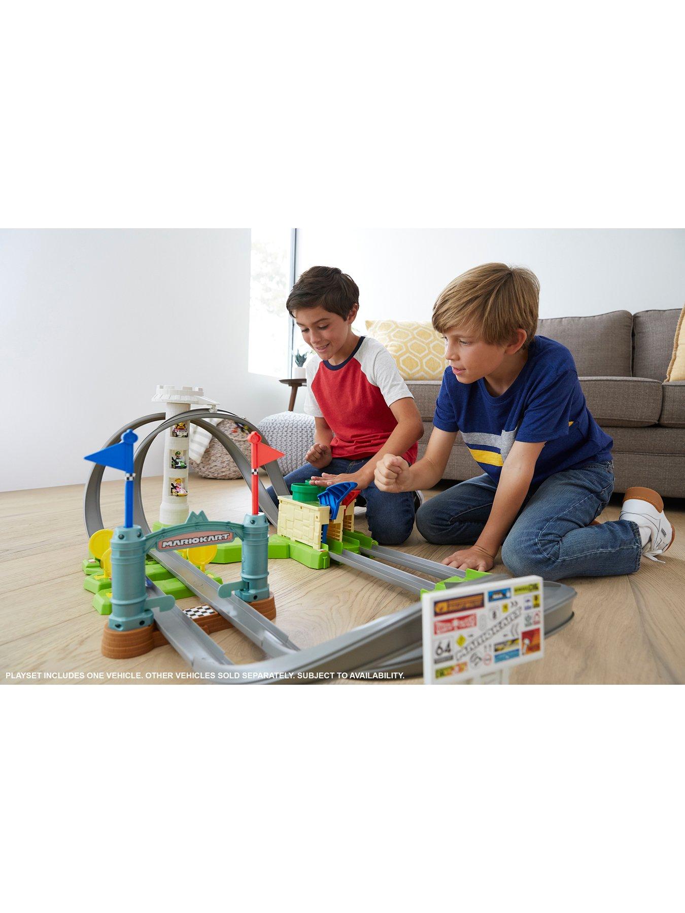 Image 3 of 8 of Hot Wheels Mario Kart Circuit Lite Track Set