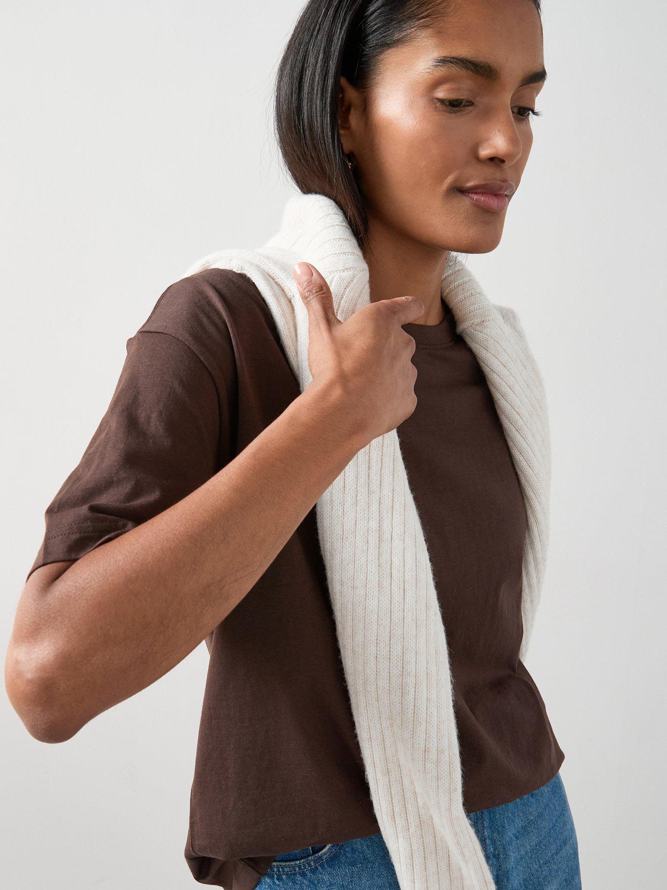 Image 5 of 5 of The Very Collection Crew Neck Essential Oversized T-shirt - Brown