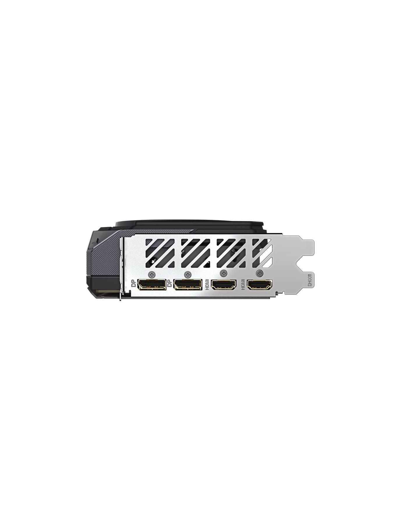 Image 4 of 7 of GIGABYTE Radeon RX 9070 GAMING OC 16GB