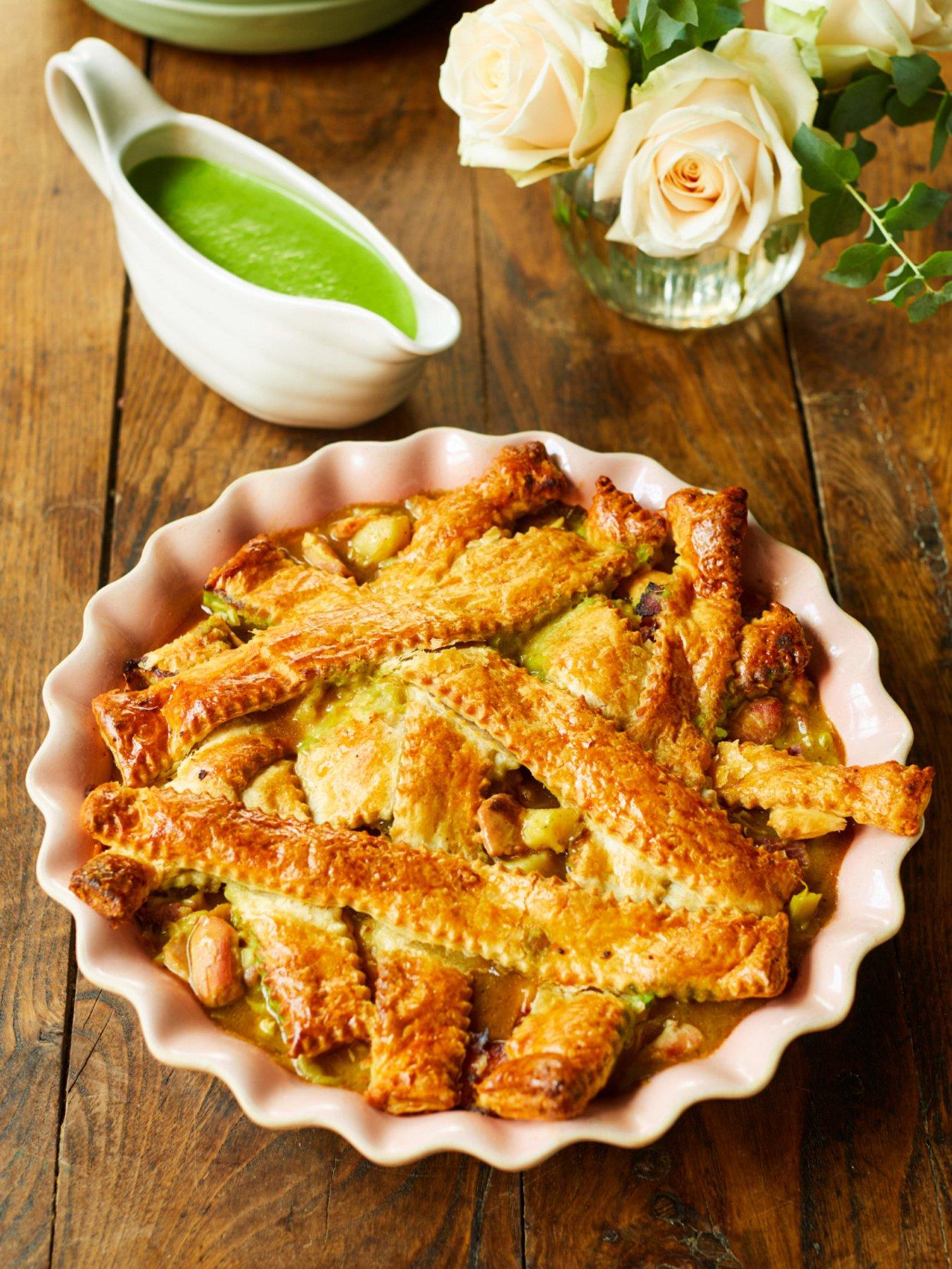 Jamie Oliver Big Love Proper Pie Dish