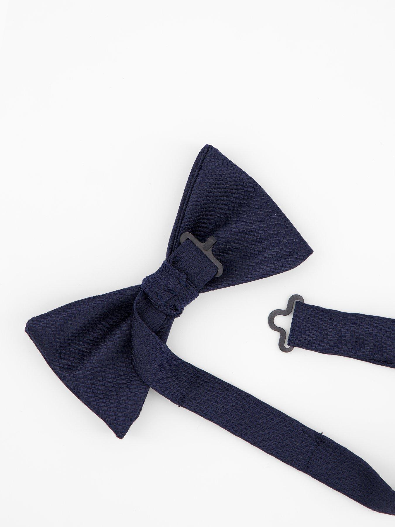 Image 2 of 4 of Mango Tailored Bow Tie - Navy