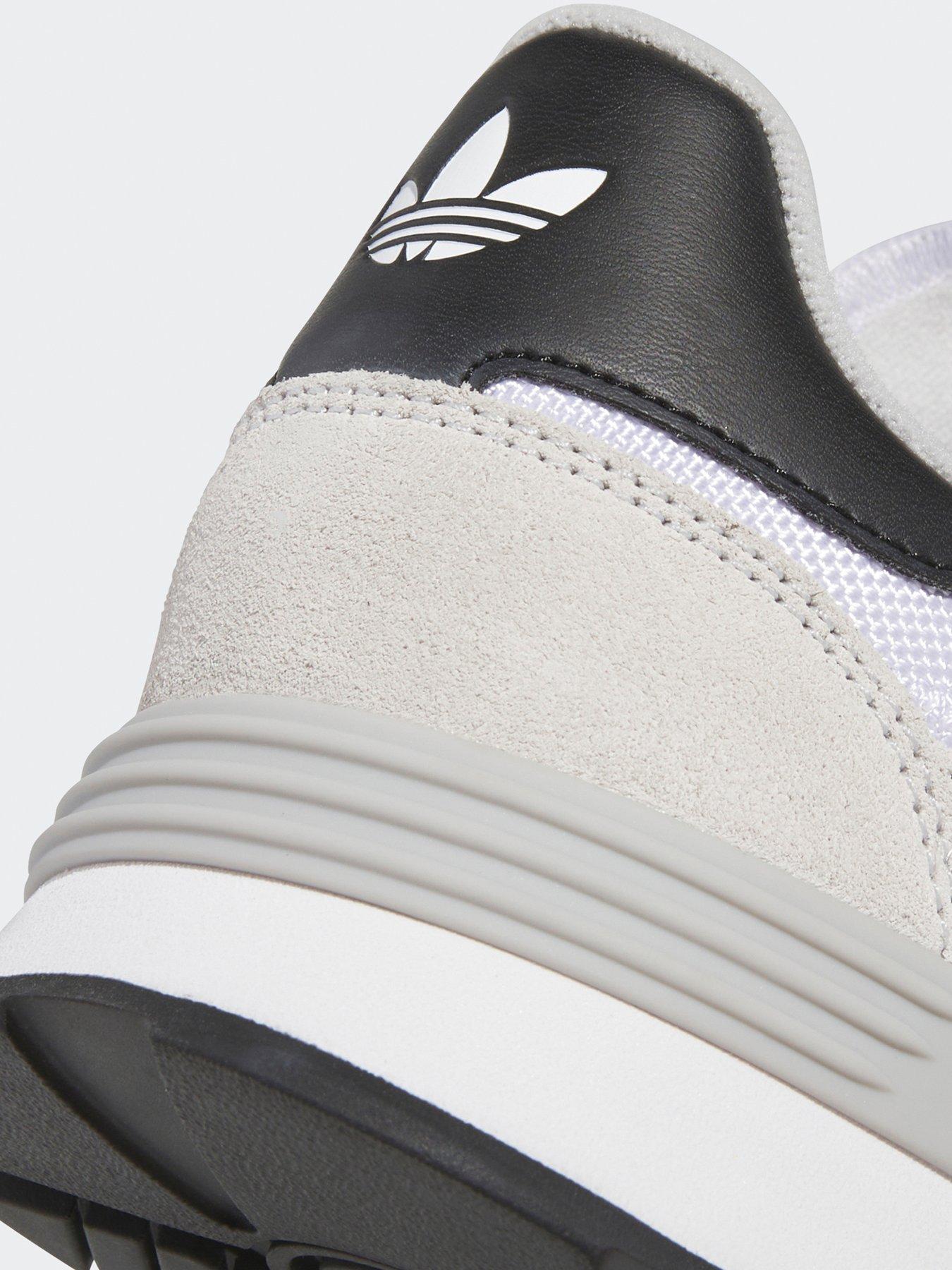 Image 7 of 7 of adidas Originals Men's Treziod 2 Trainers - White