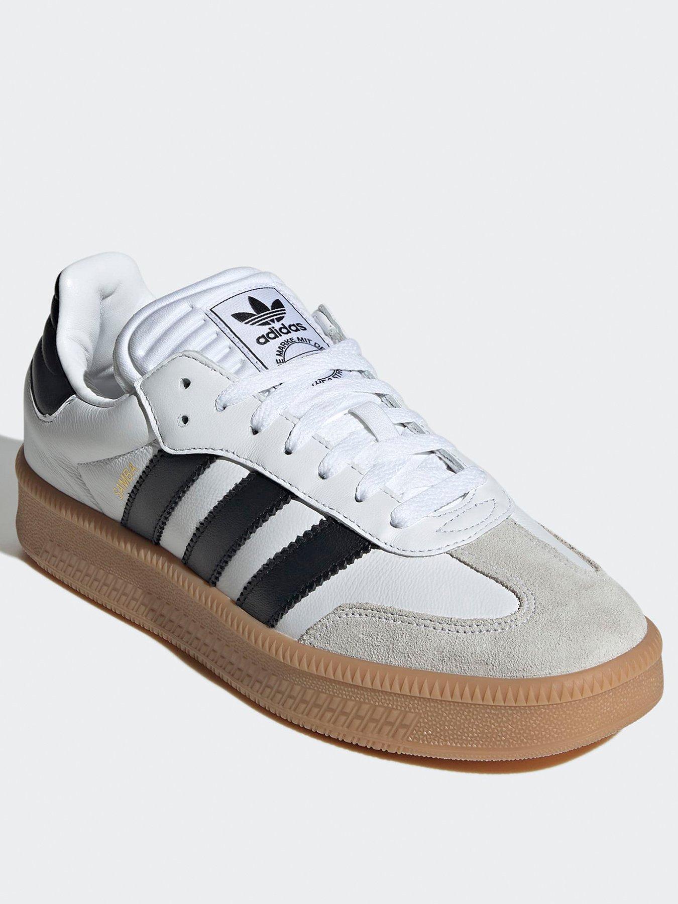 Image 3 of 7 of adidas Originals Unisex Samba Xlg Trainers - White