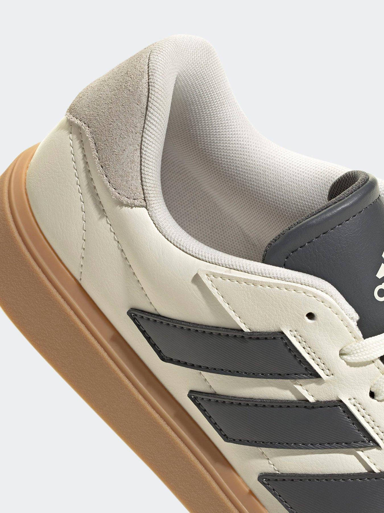 Image 6 of 7 of adidas Sportswear Men's Courtblock Trainers - Off White