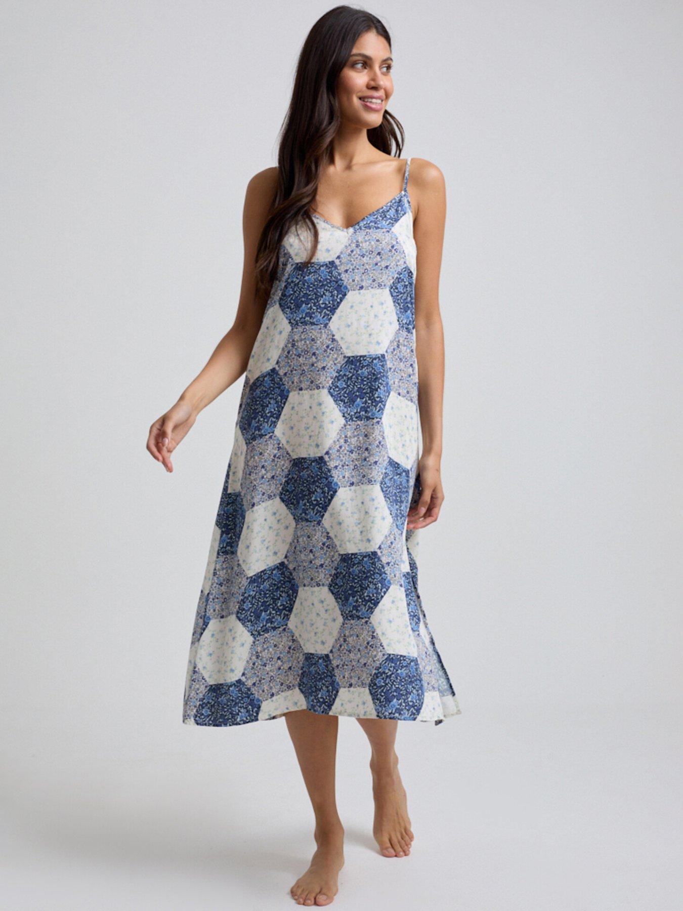 undefined Rosie V-Neck Aster Patchwork Print Nightie - Blue
