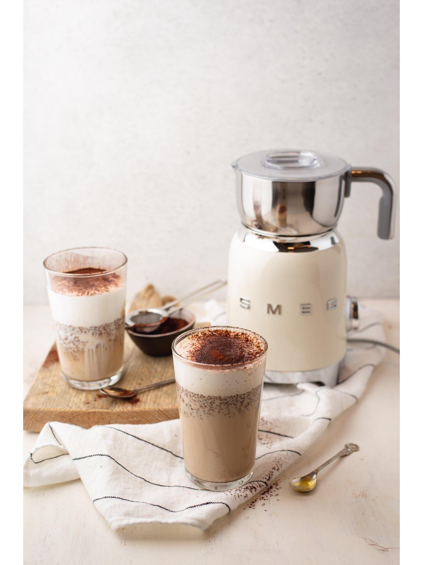 Image 5 of 6 of Smeg EEJB301 50s Style Coffee Grinder & Induction Milk Frother - Cream