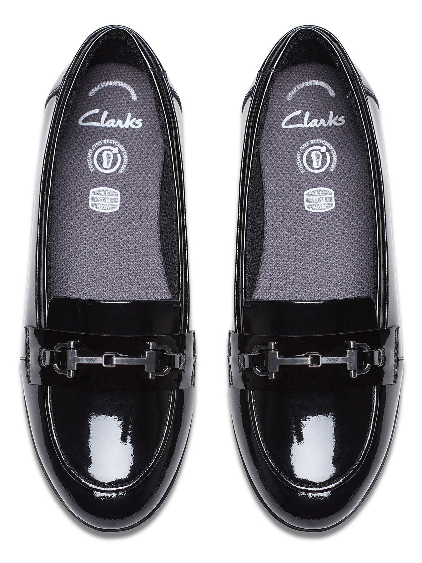 Image 4 of 6 of Clarks Youth Finja Loafer - Black
