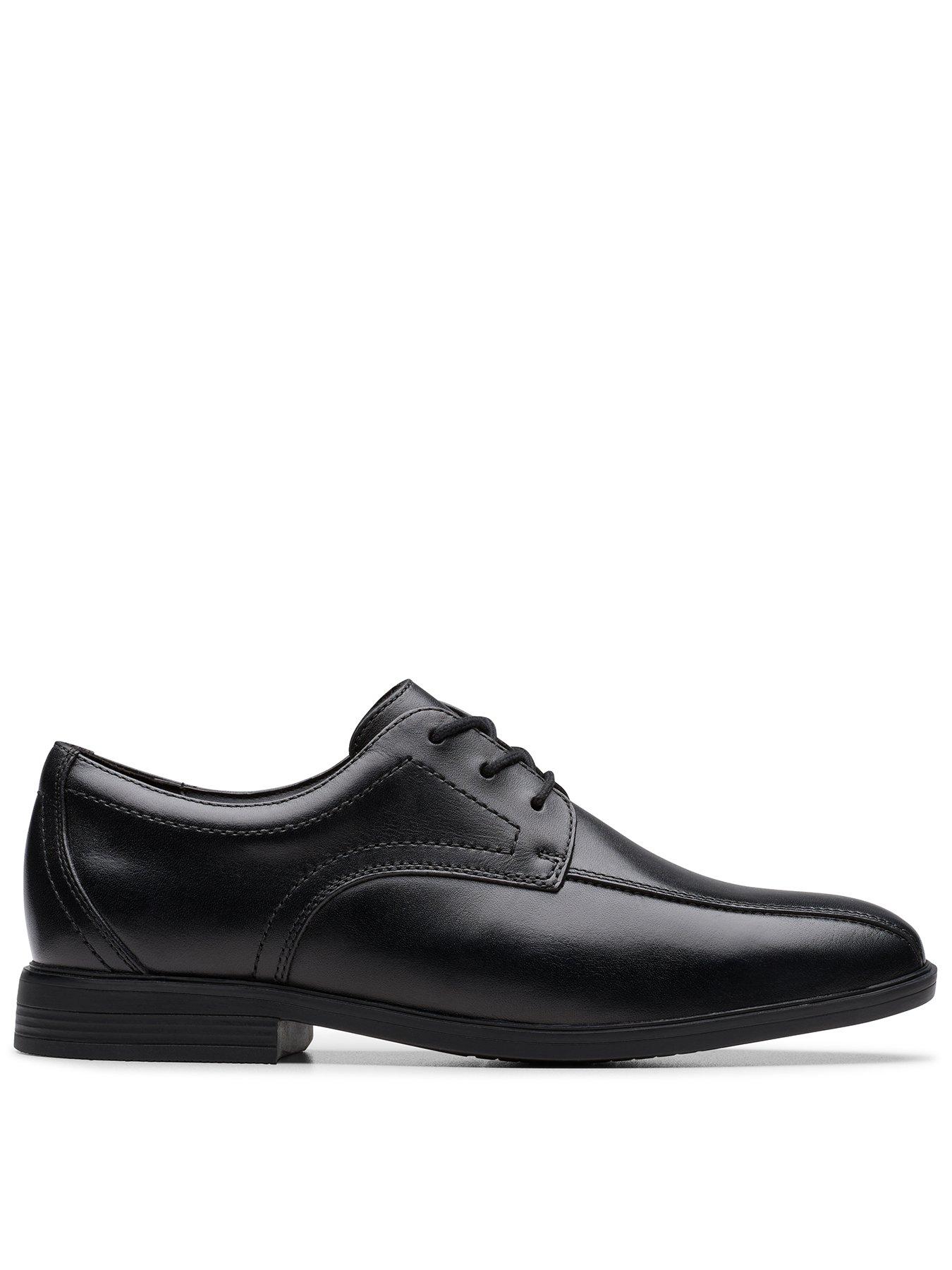Clarks Older Jonwin Loop Leather Shoe, Black, Size 7 Older