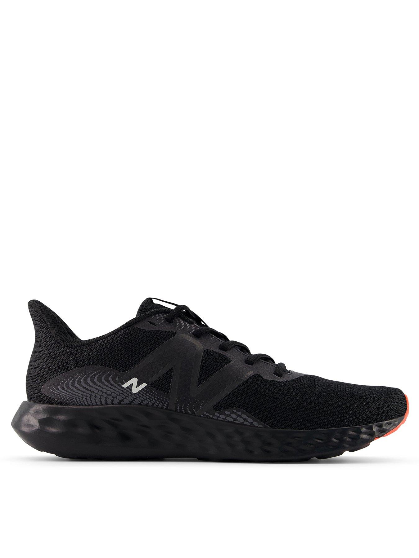 undefined Mens Running 411 V3 Trainers - Black