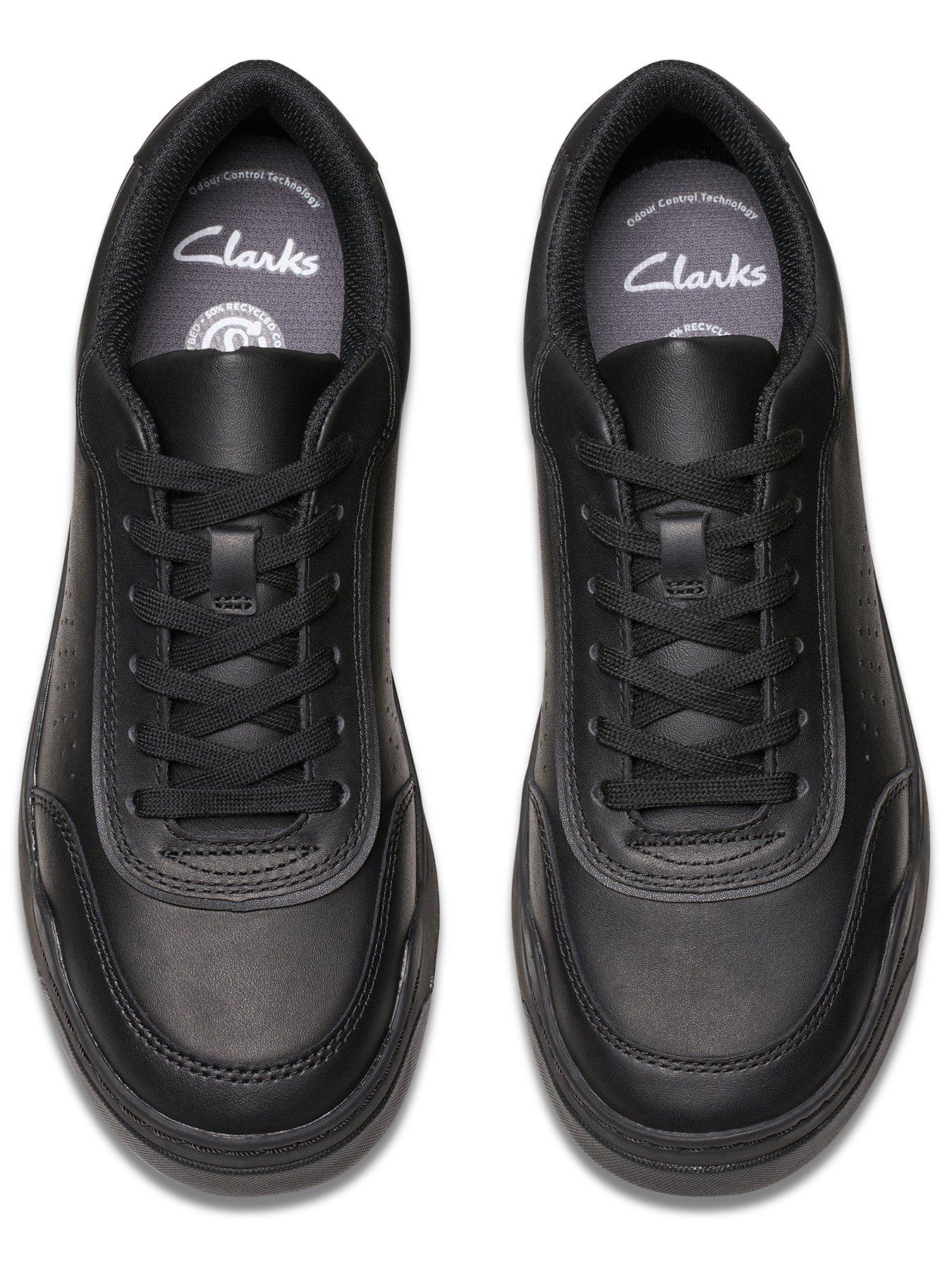 Image 4 of 7 of Clarks Urban Solo O Older/junior&nbsp;- Black