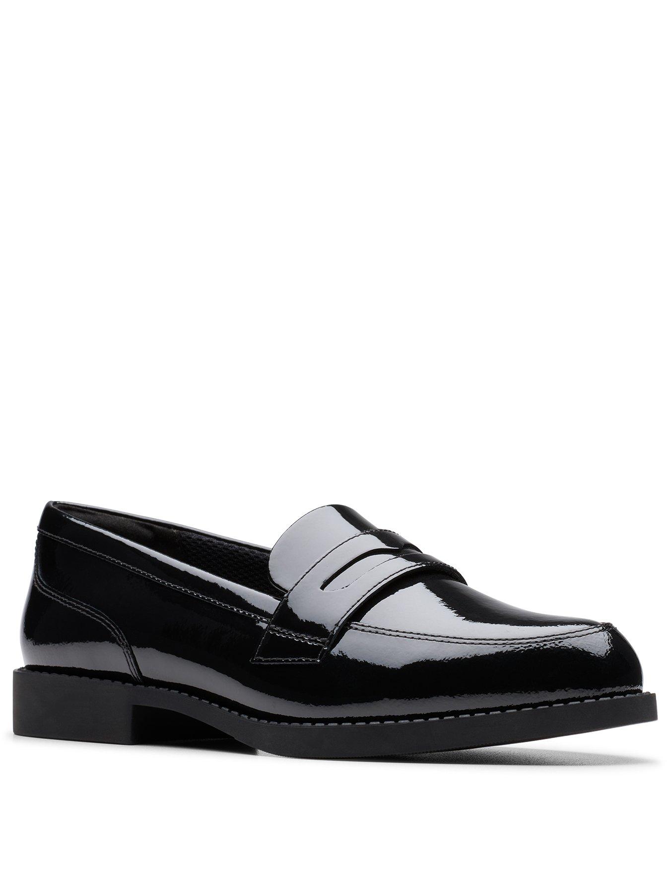 Image 2 of 6 of Clarks Tapa Edge Y. Youth