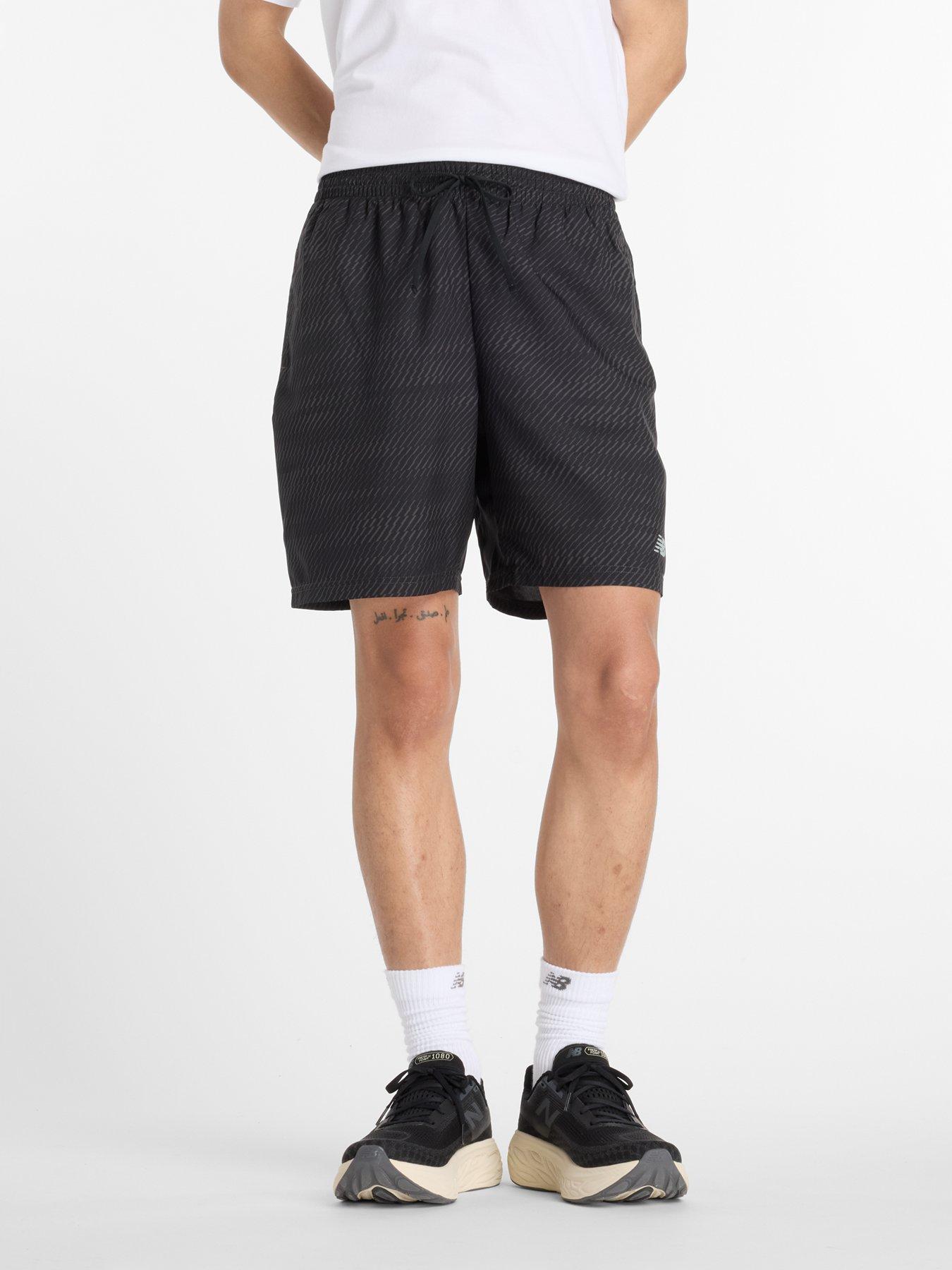 New Balance Mens Running Essentials Printed 7-Inch Shorts - Black