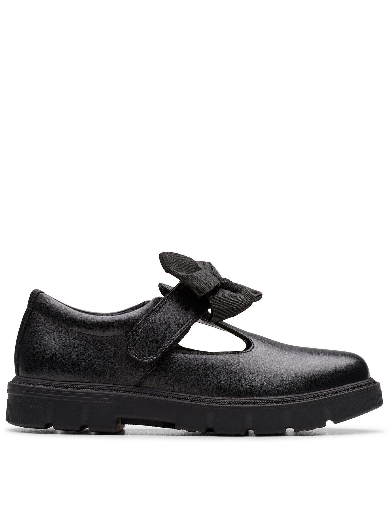 Clarks Kids Lorcam Hope Bow Detail Leather Shoe, Black, Size 10.5 Younger