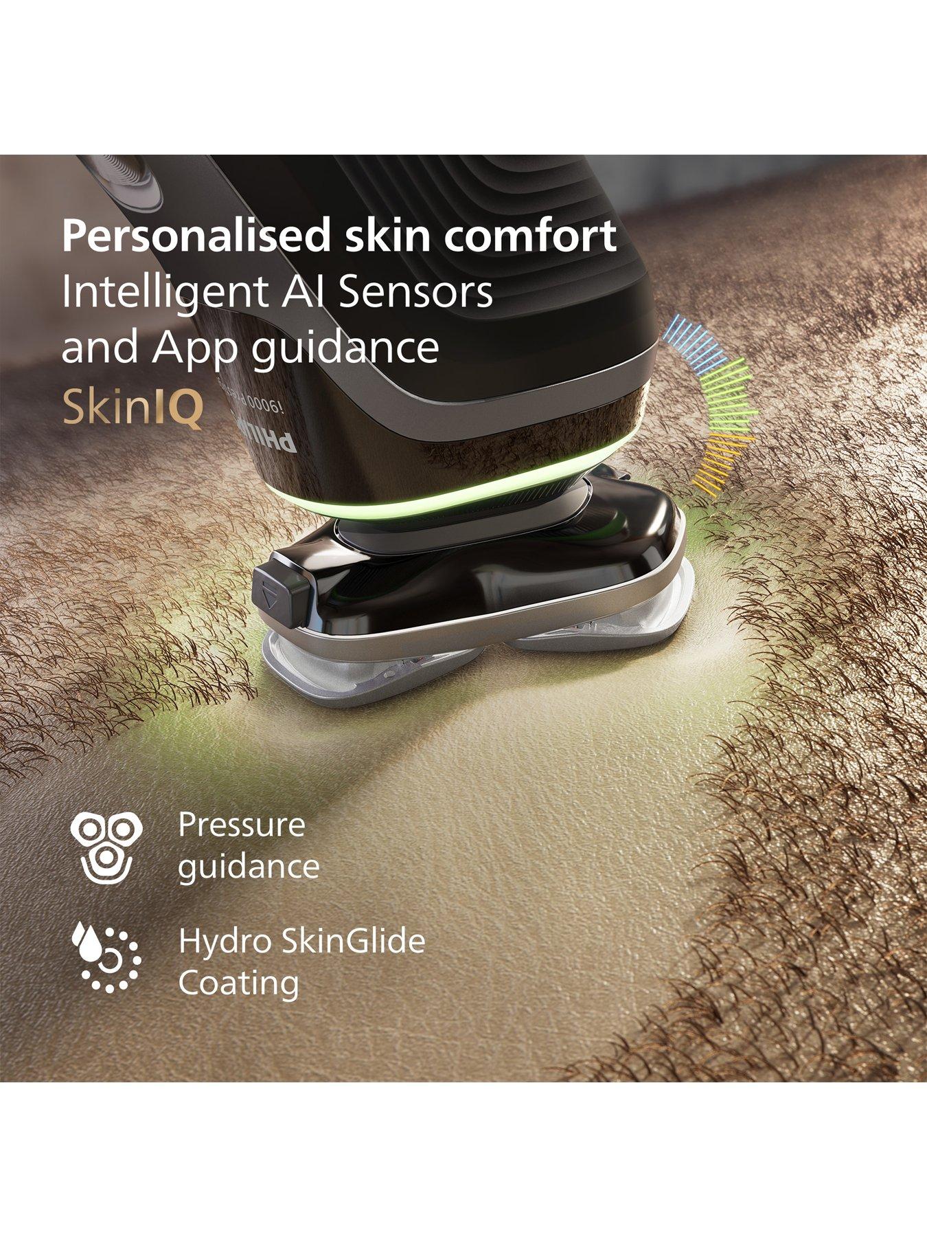 Image 6 of 7 of Philips Shaver i9000 Prestige, XP9202/10, Wet &amp; Dry Electric Shaver, With Skin IQ Technology, Triple Lift &amp; Cut System, 360 Rotating Dual Steel Precision razor Blades