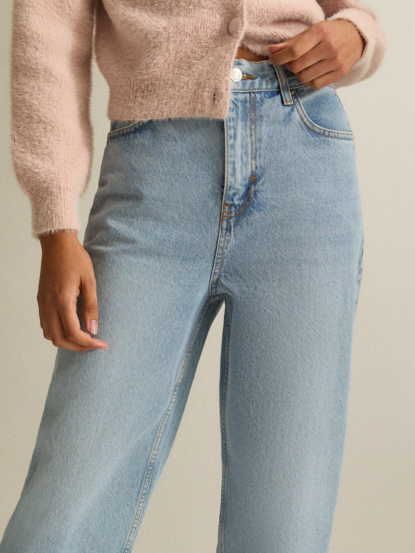 Image 5 of 6 of New Look Barrel Leg Denim Jeans - Light Blue