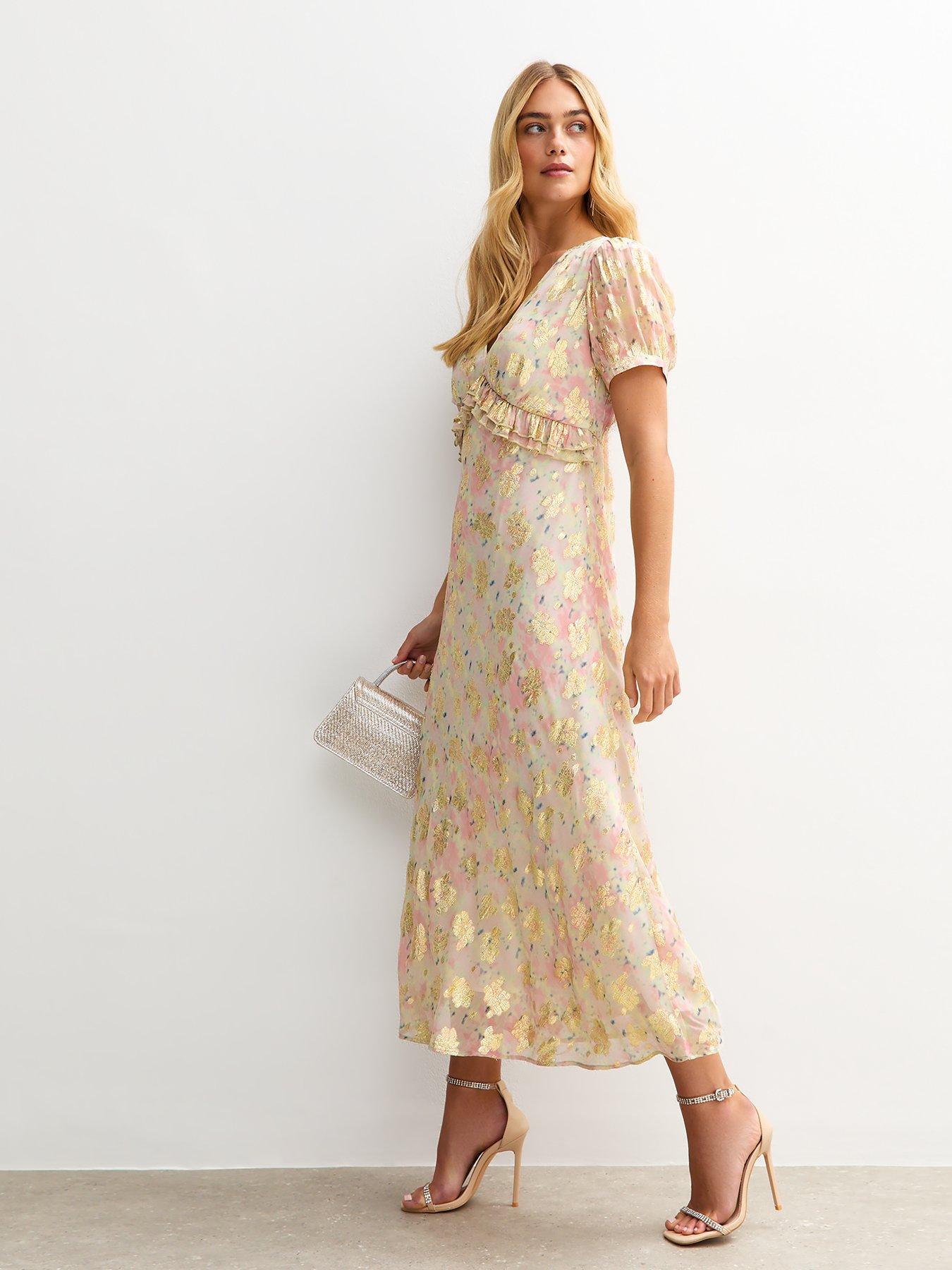 undefined Metallic Jacquard Puff Sleeve Midi Dress - Pink