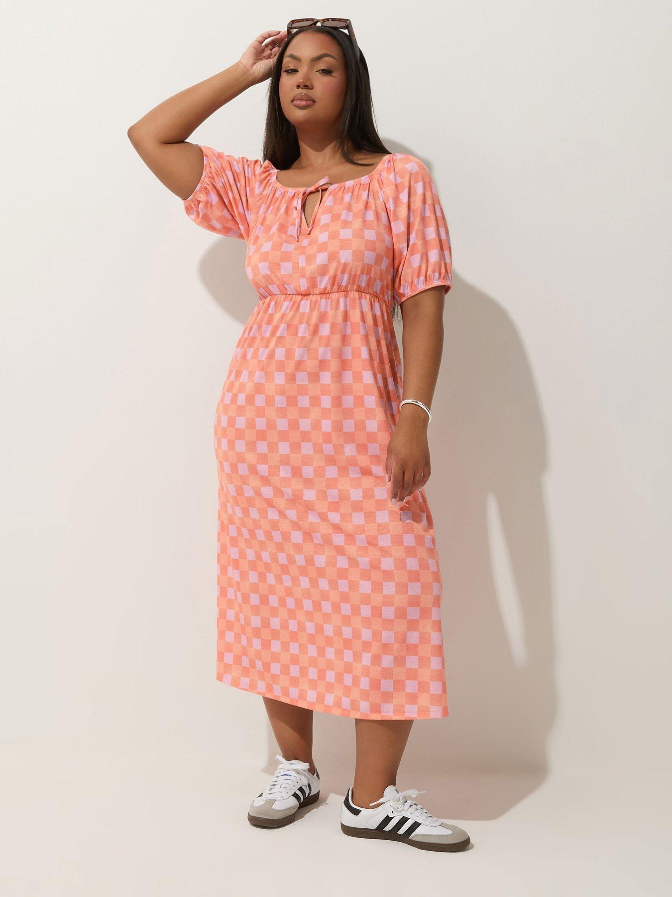 undefined Curve Check Puff Sleeve Dress - Pink