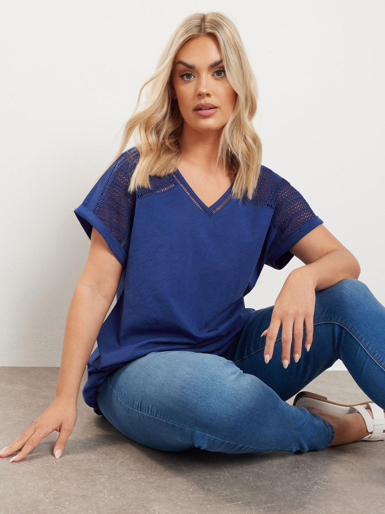 undefined Curve Grown On Sleeve Crochet Top