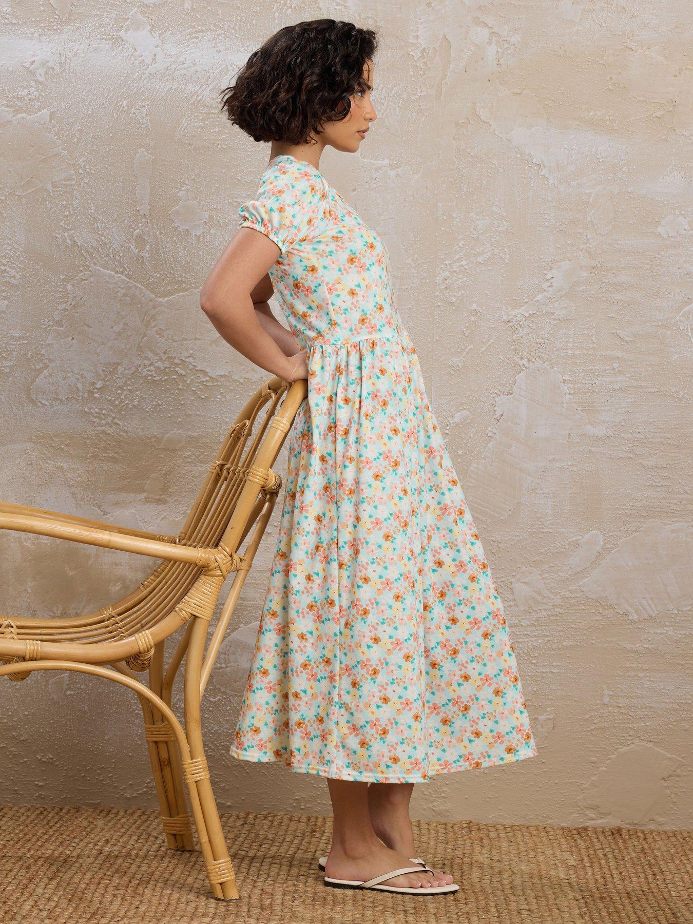 Image 3 of 4 of PixieGirl Petite Floral V-Neck Midi Dress - Blue