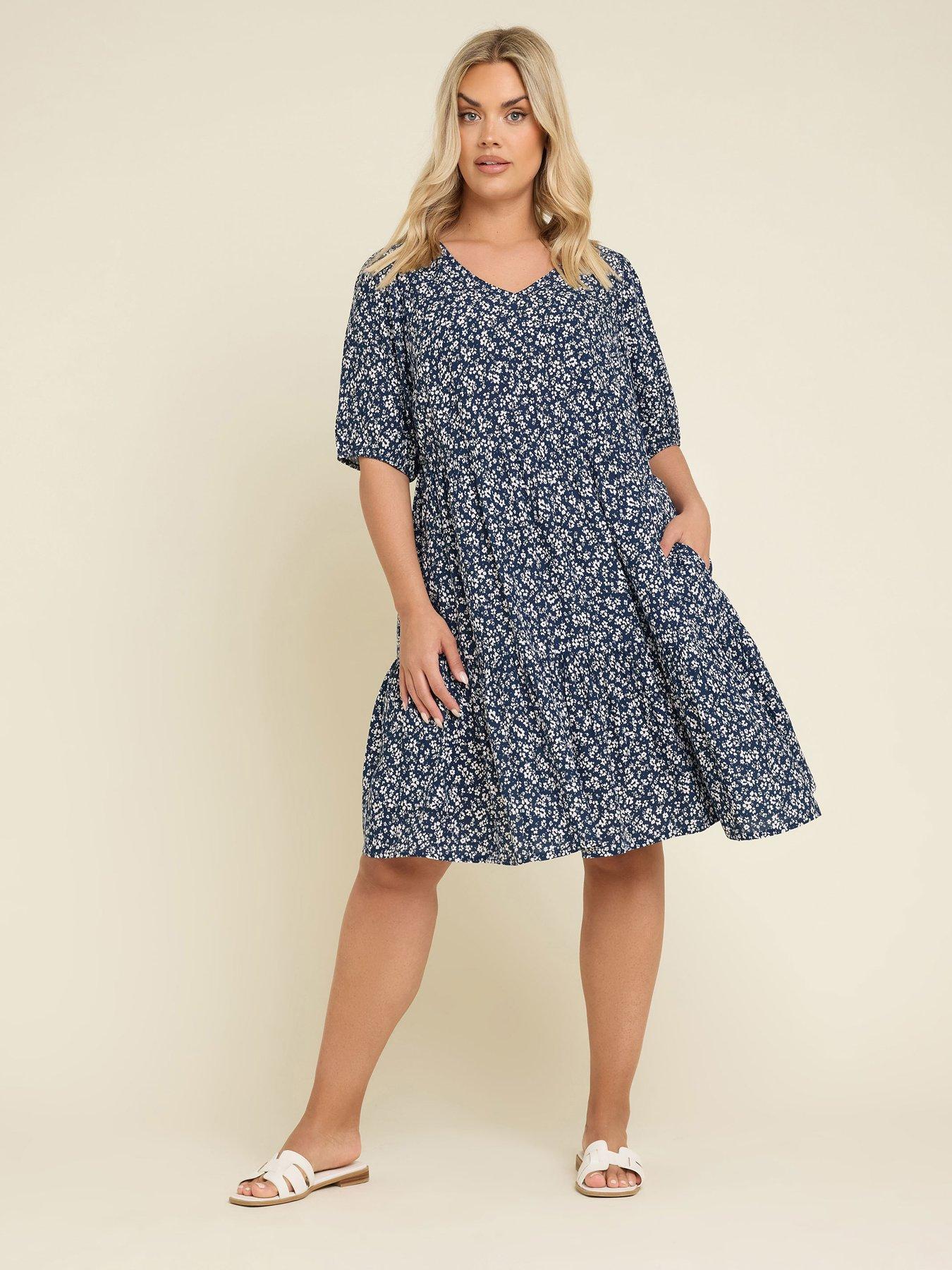 undefined Curve Ditsy Floral Print Tiered Dress - Blue