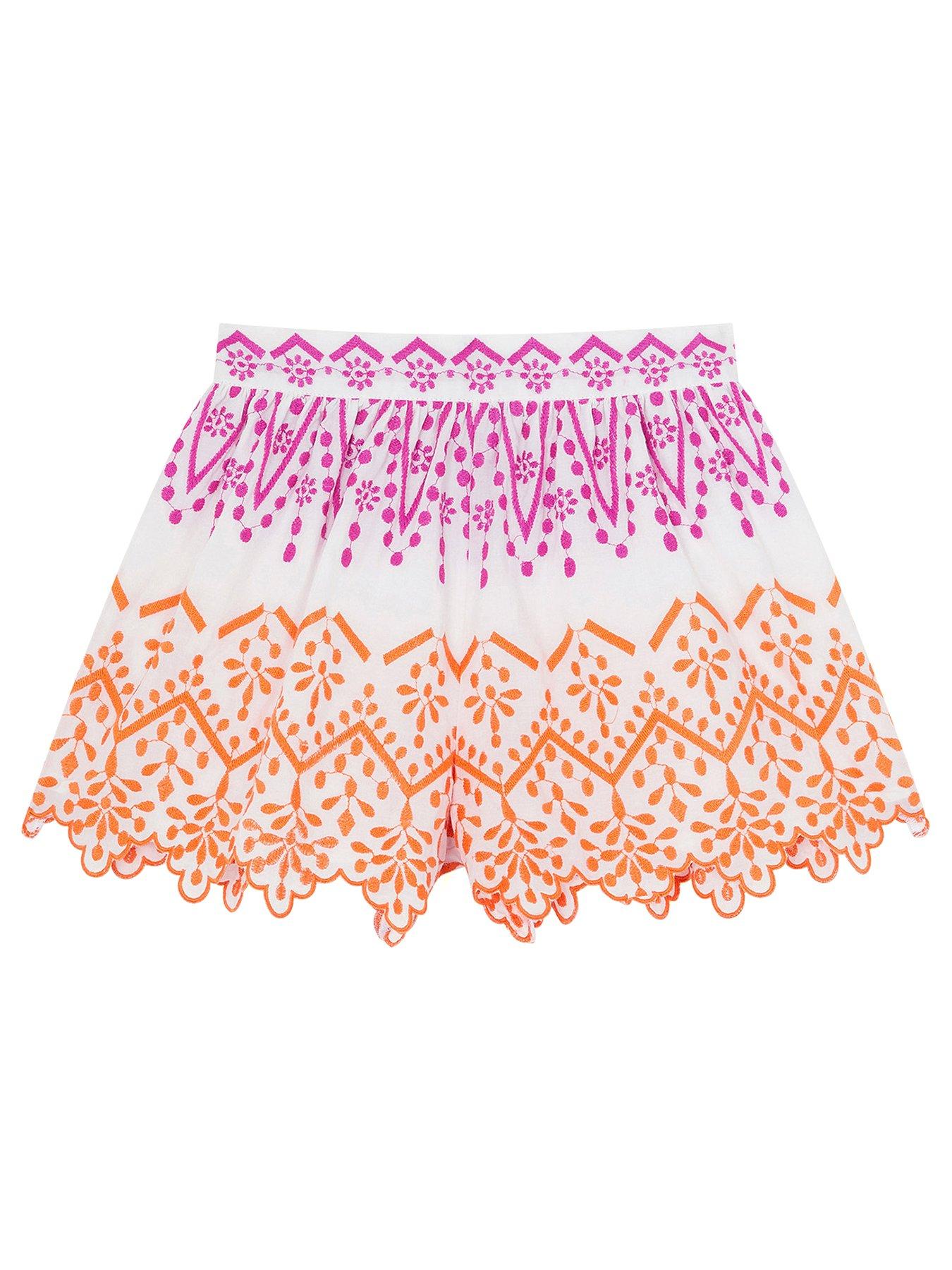 undefined Girls Scalloped Edge Embroidered Co-Ord Shorts