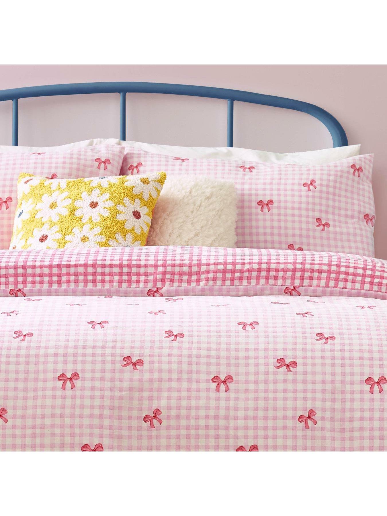 Image 3 of 3 of Heya Home Gingham Bows Duvet Cover Set in Pink