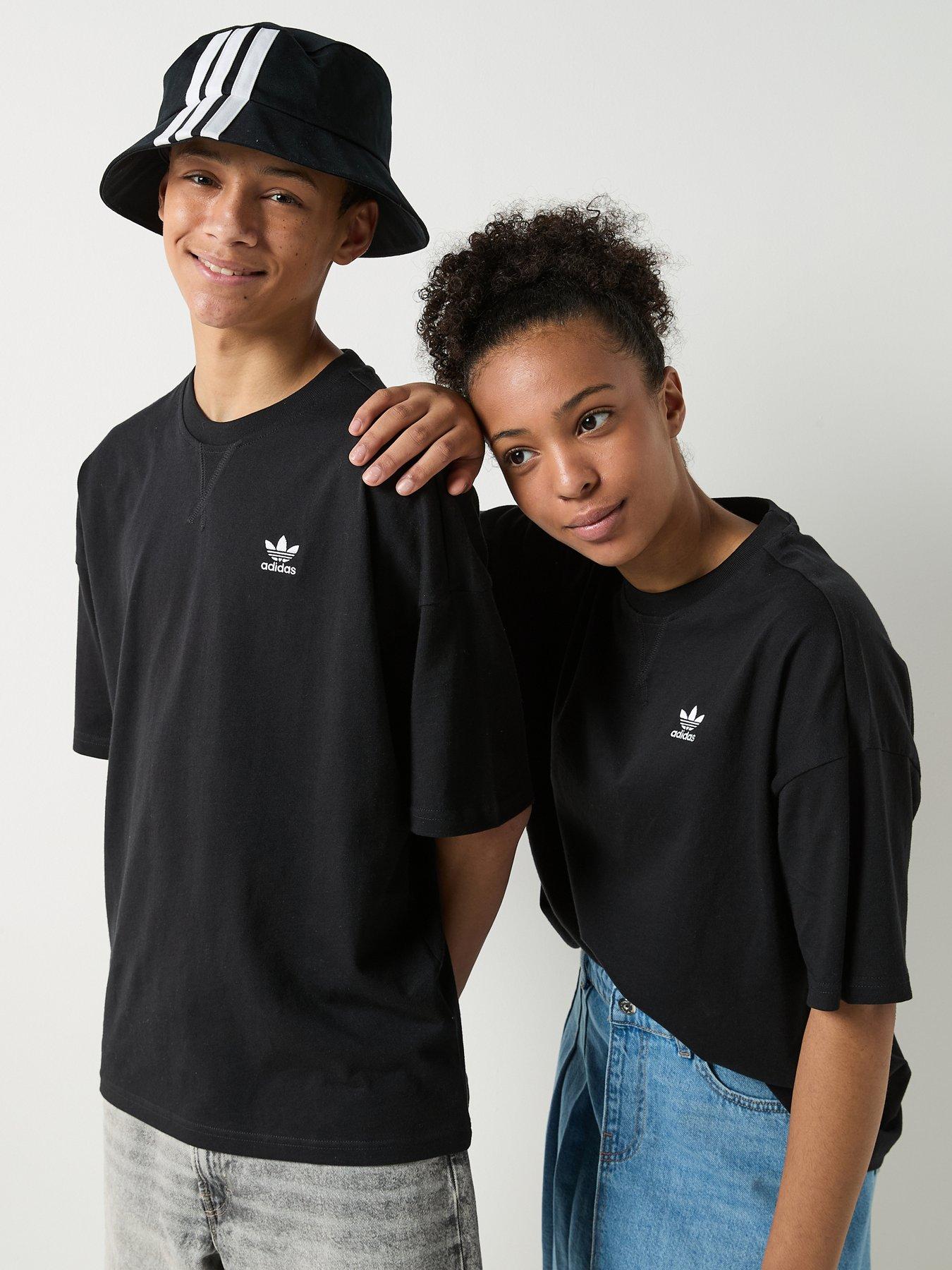 Image 1 of 6 of adidas Originals Junior Unisex Trefoil Essentials T-shirt - Black