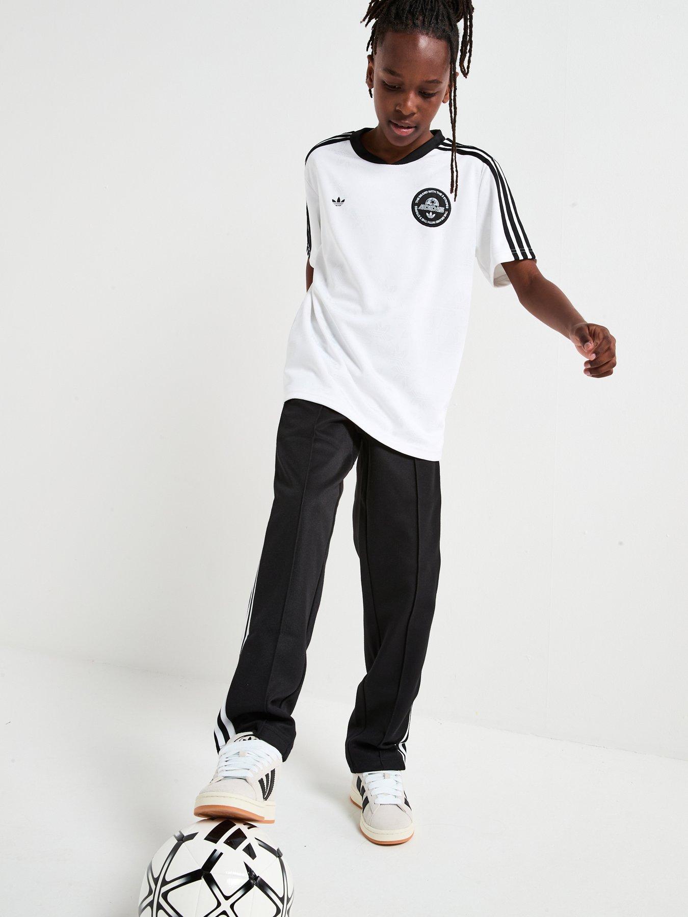 Image 5 of 6 of adidas Originals Junior Boys T-shirt - White