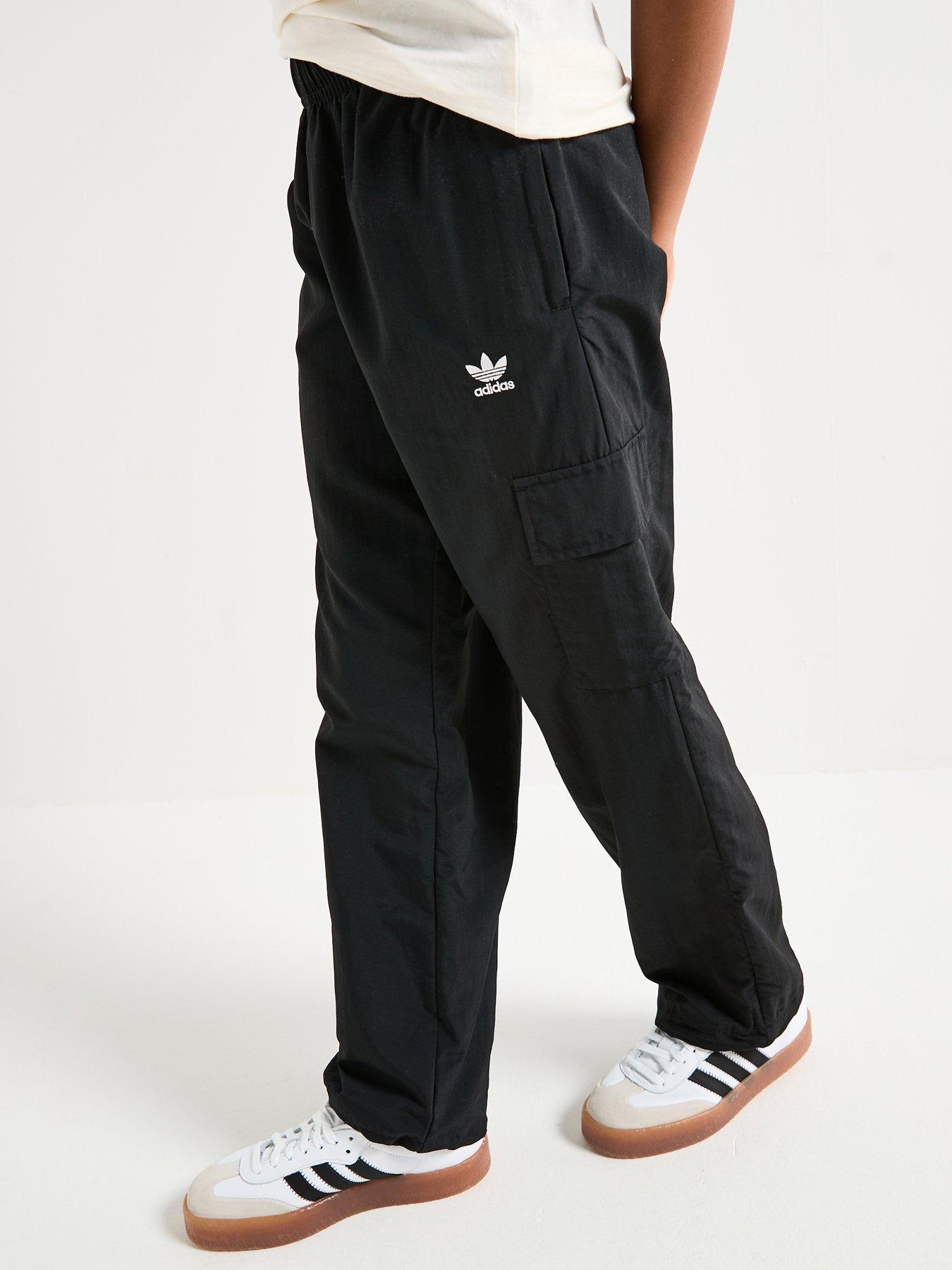 adidas Originals Junior Unisex Woven Cargo Tracksuit Pants, Black, Size 7-8 Years