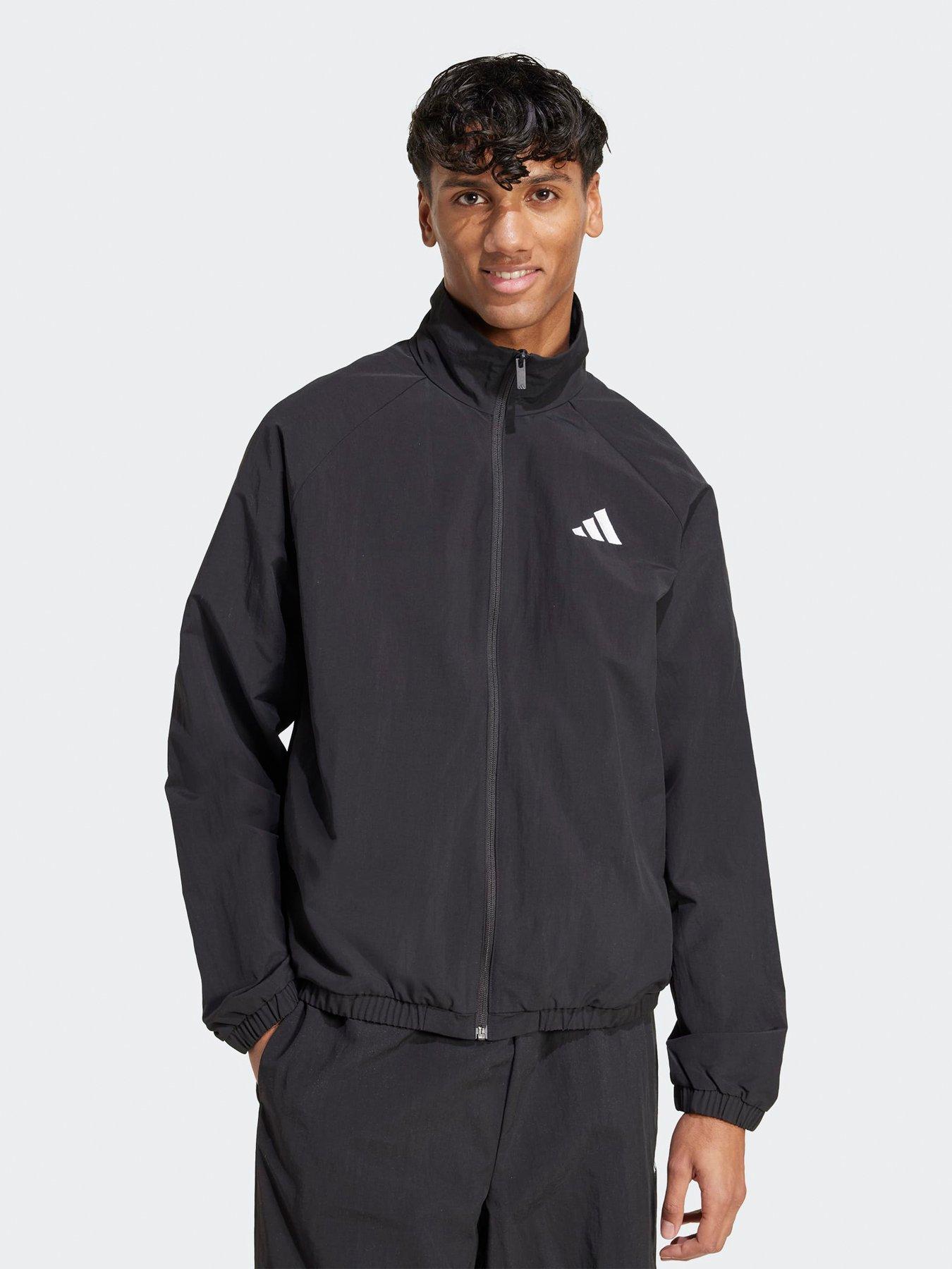 undefined Men's Essential Small Logo Windbreaker - Black