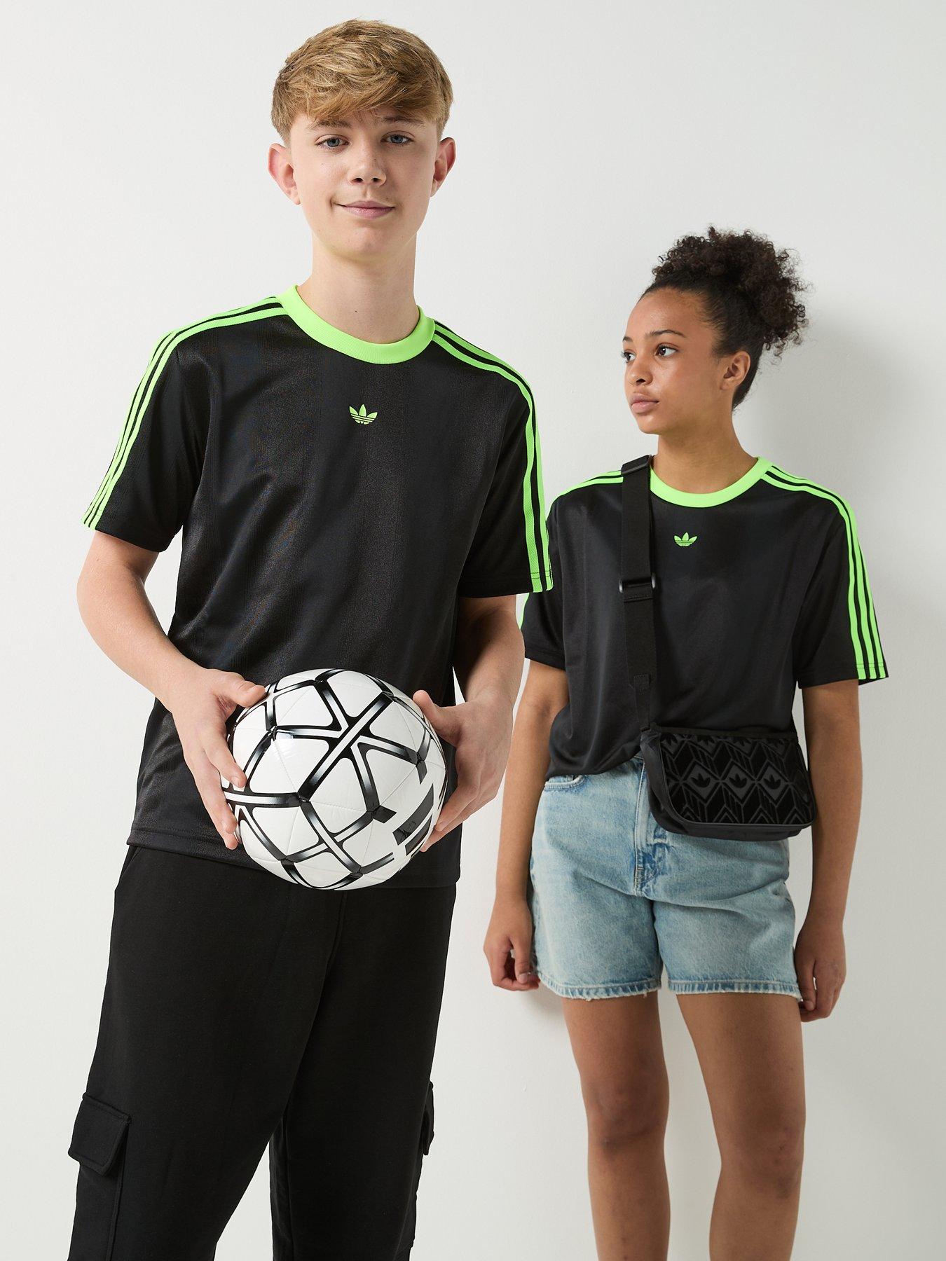 Image 5 of 6 of adidas Originals Junior Unisex T-Shirt - Black