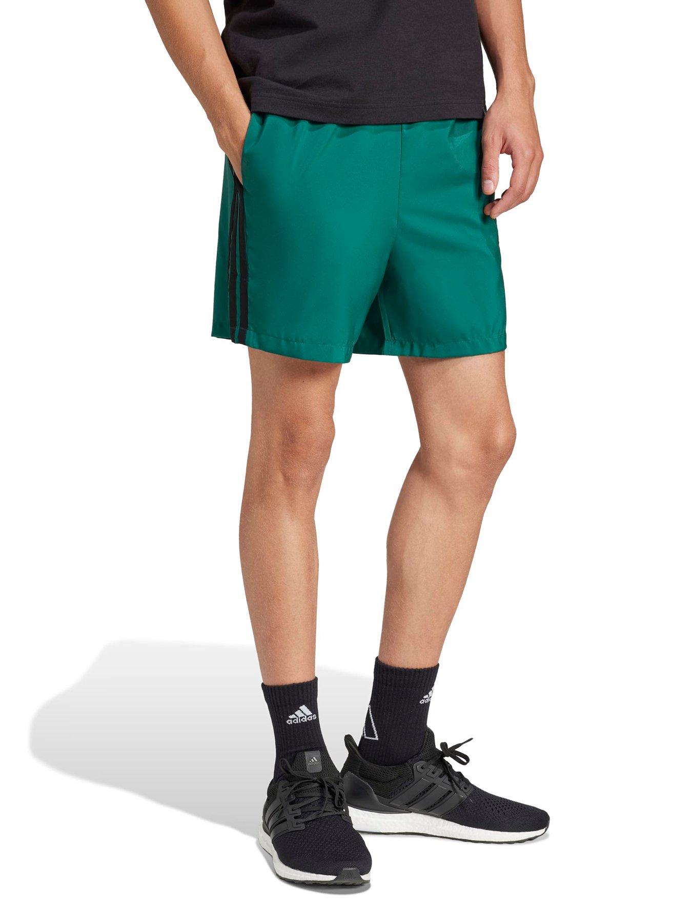 undefined Men's Essentials 3-stripes Chelsea Shorts - Green