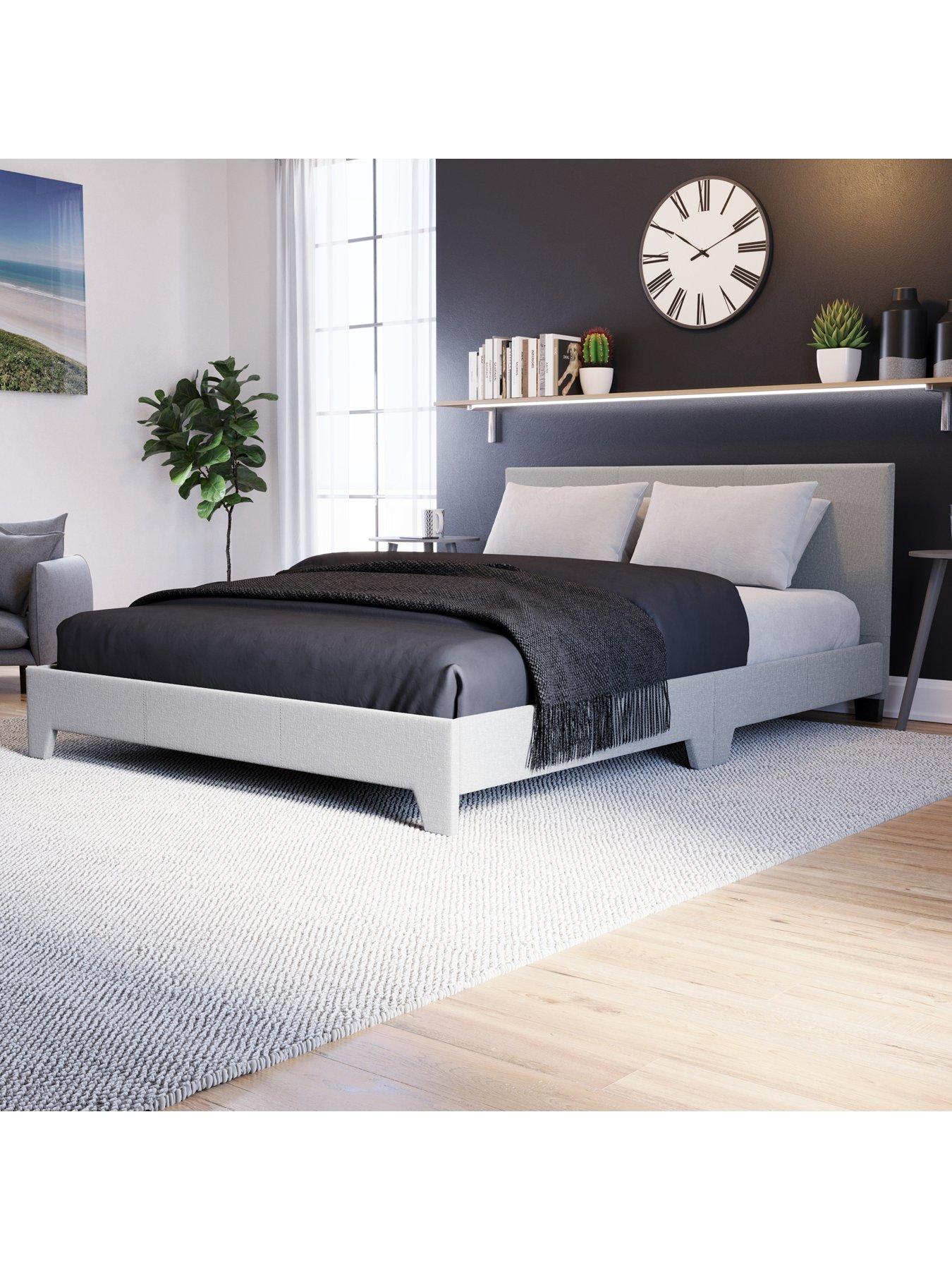 Image 3 of 6 of Vida Designs Victoria Linen Double Bed